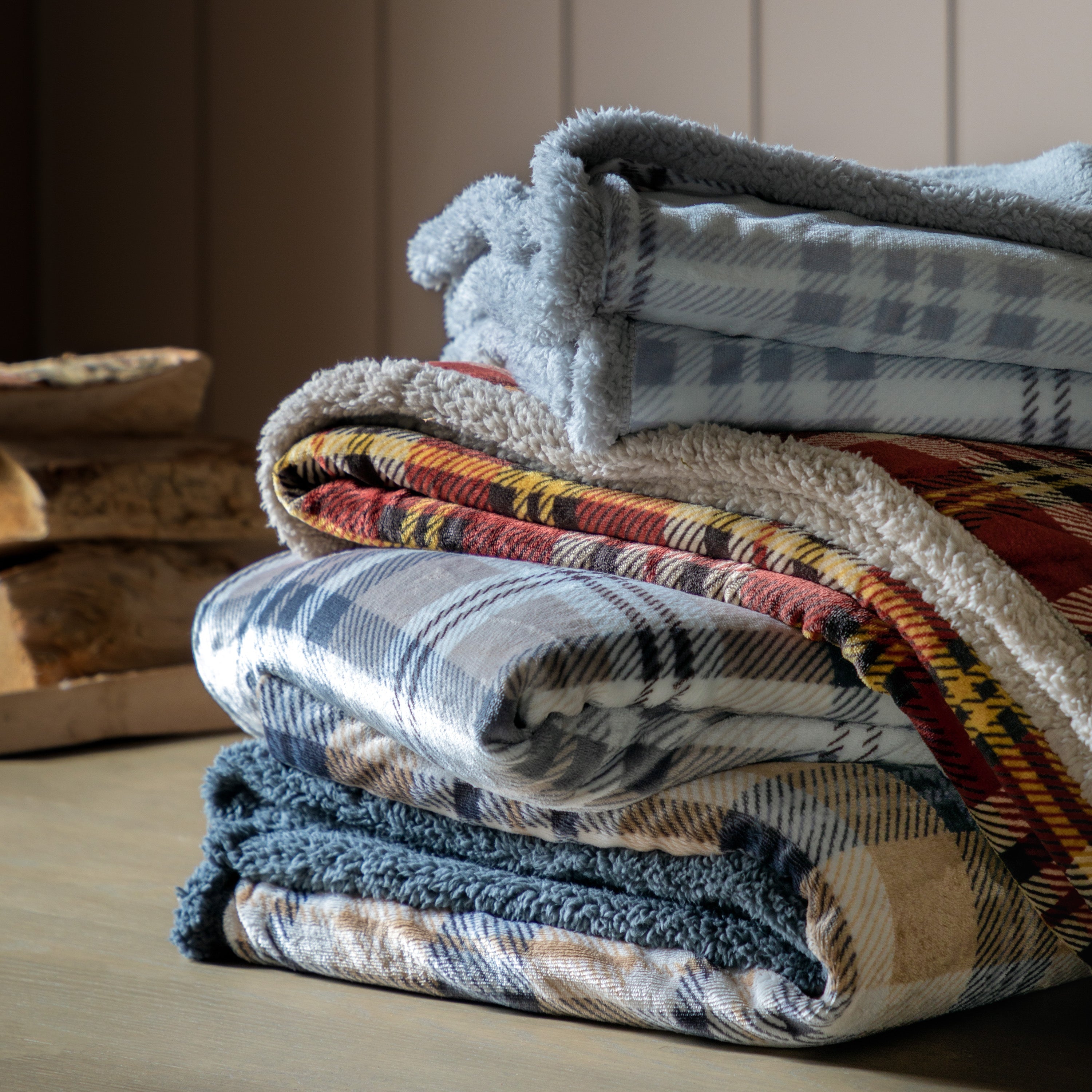 Tartan Checked Natural Sherpa Throw