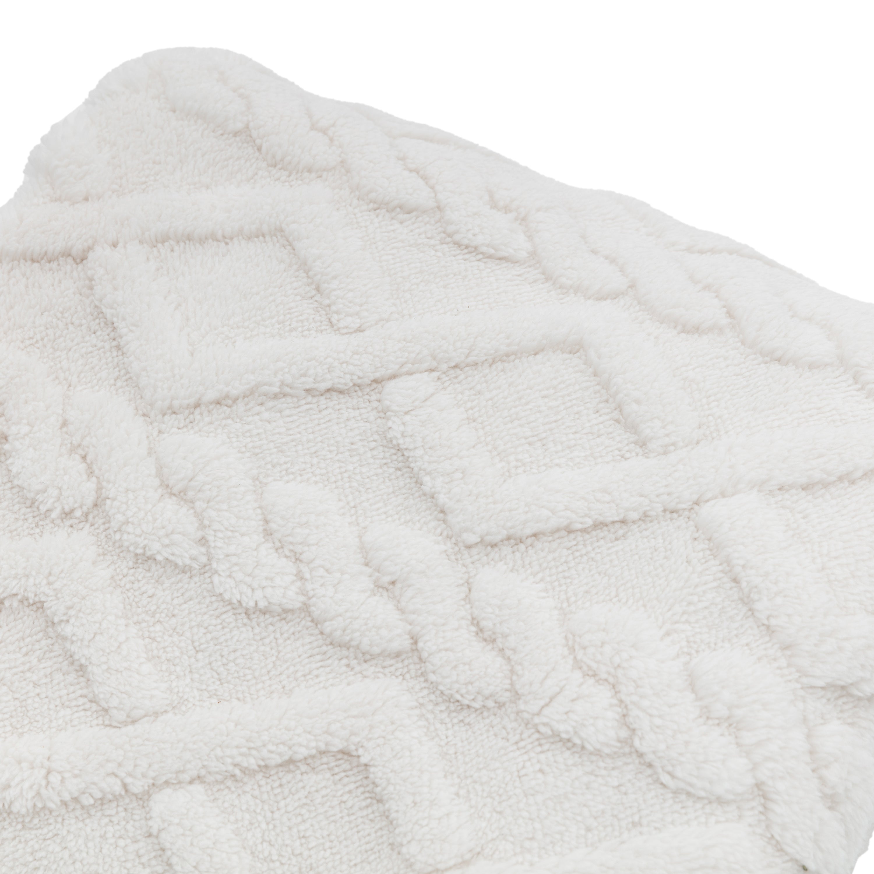 Textures Cable Knit Cream Throw