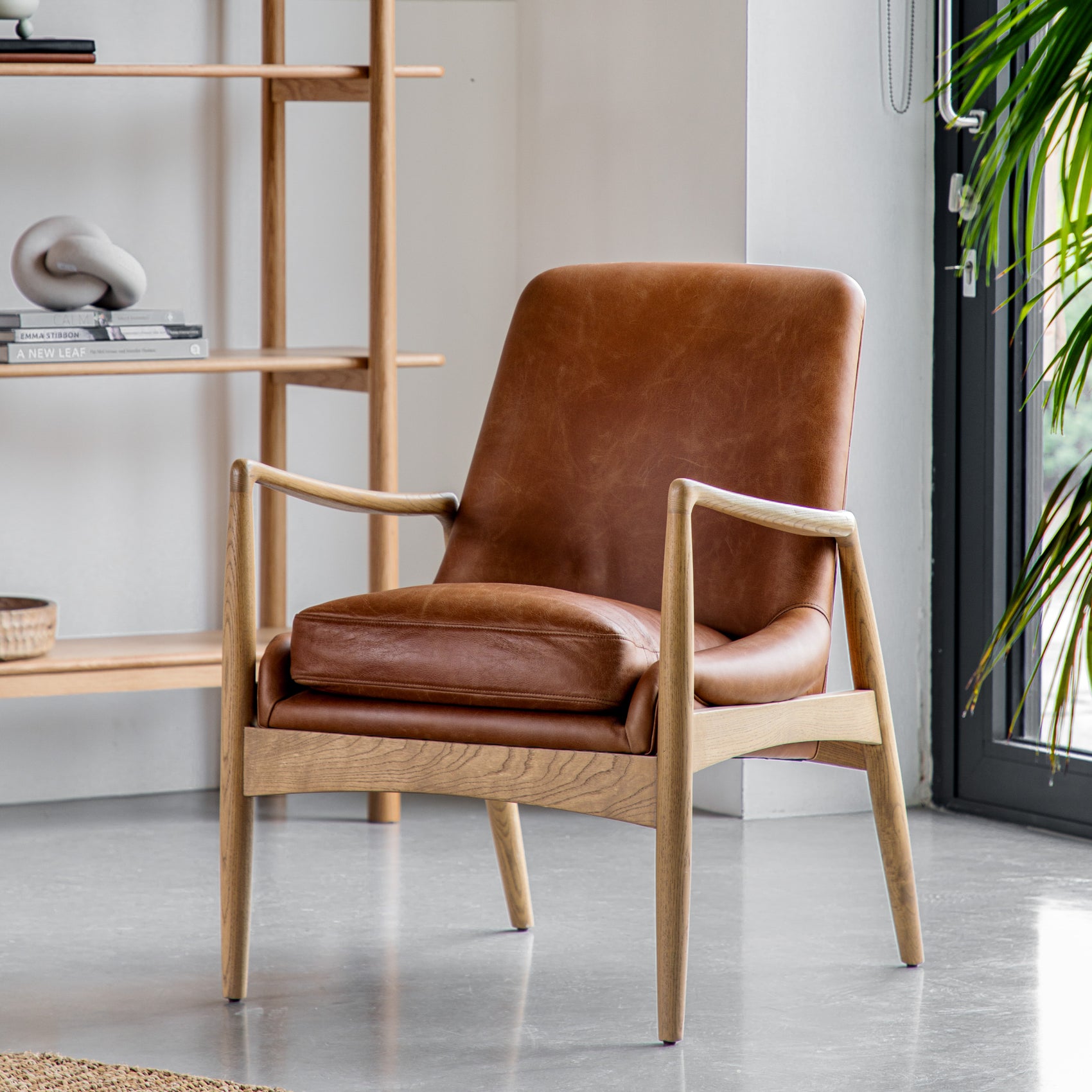 Brianna Armchair Brown Leather 685x720x820mm