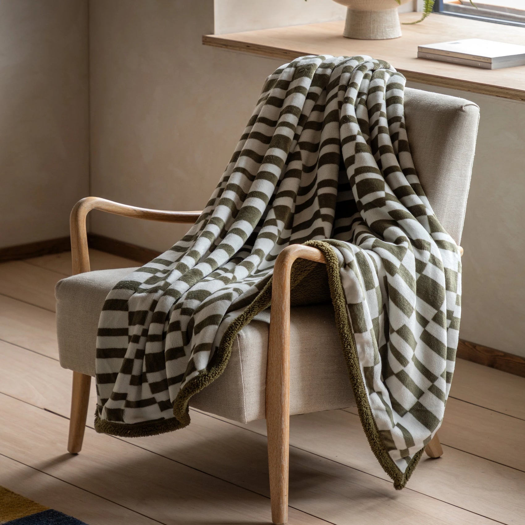 Norelle Sherpa Olive Green Throw