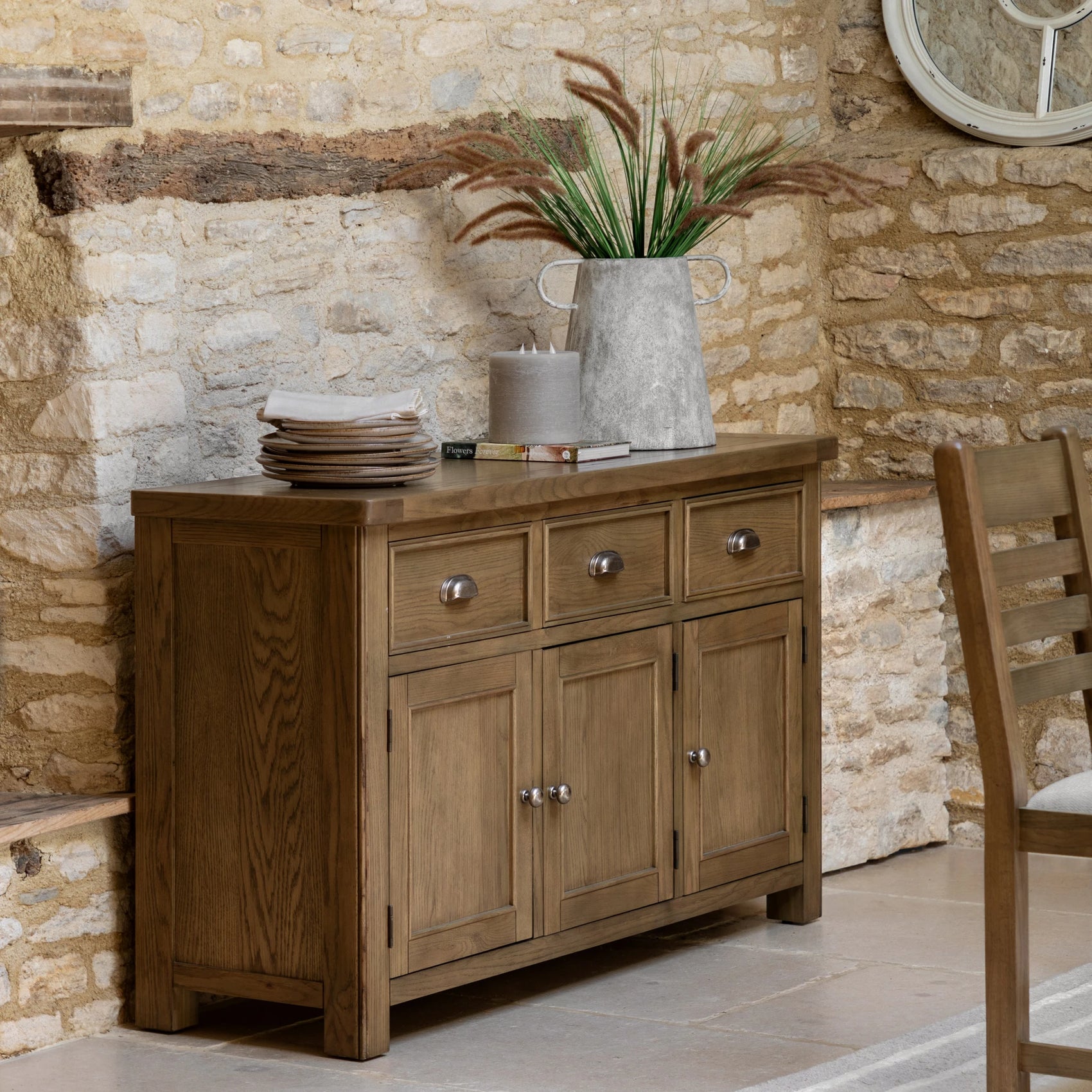 Hartbourne Natural Oak Wood Sideboard Large