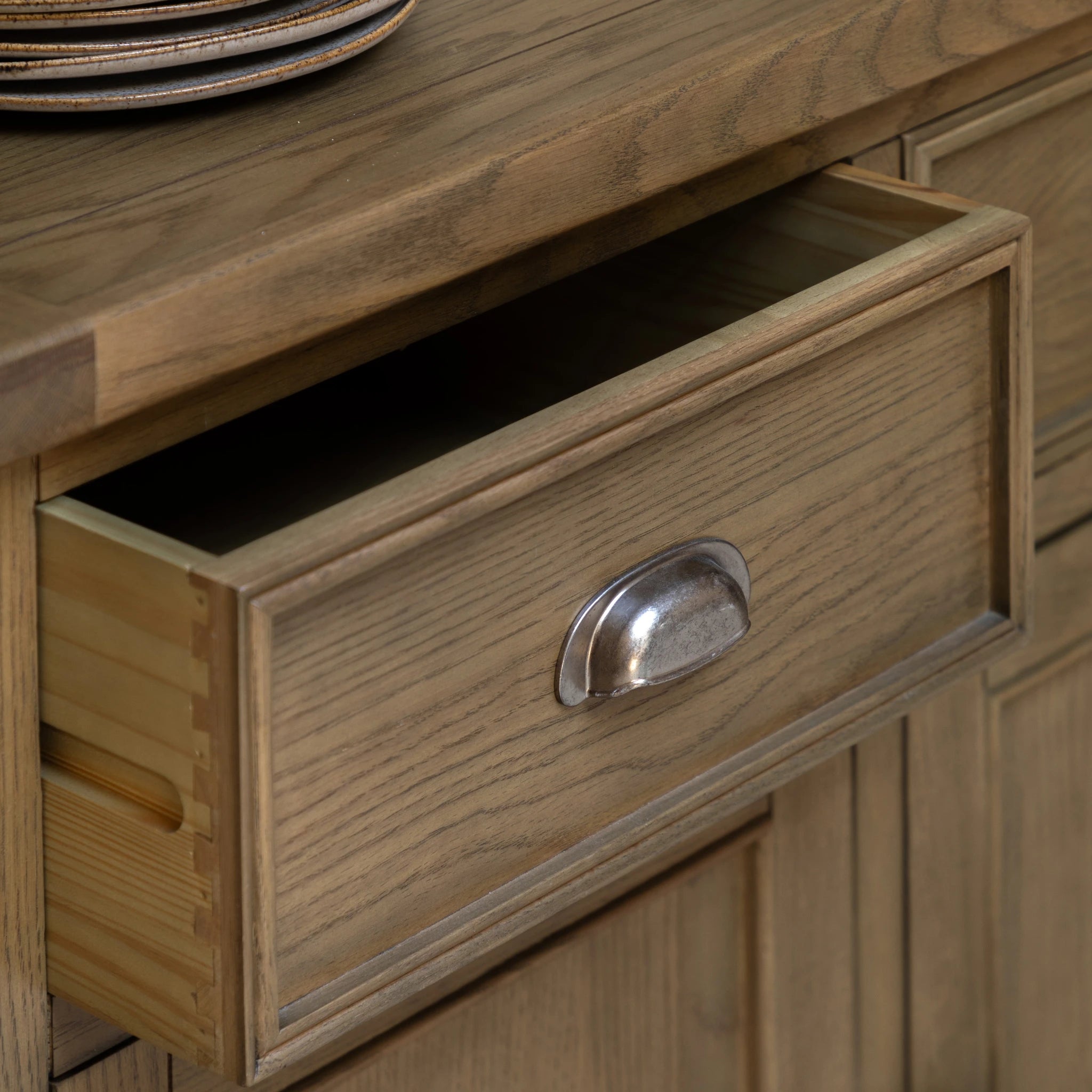 Hartbourne Natural Oak Wood Sideboard Large