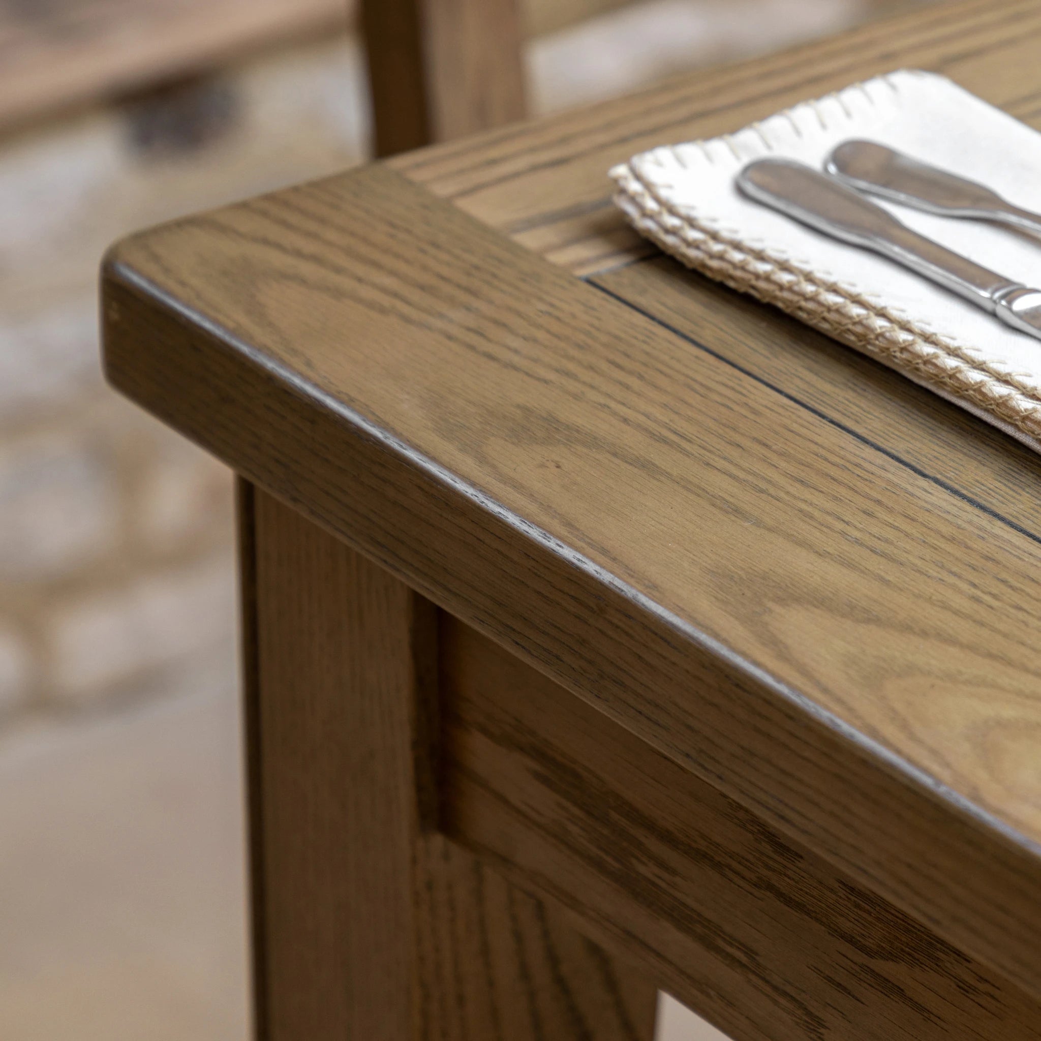 Hartbourne Natural Oak Wood Extending Dining Table 160-210cm
