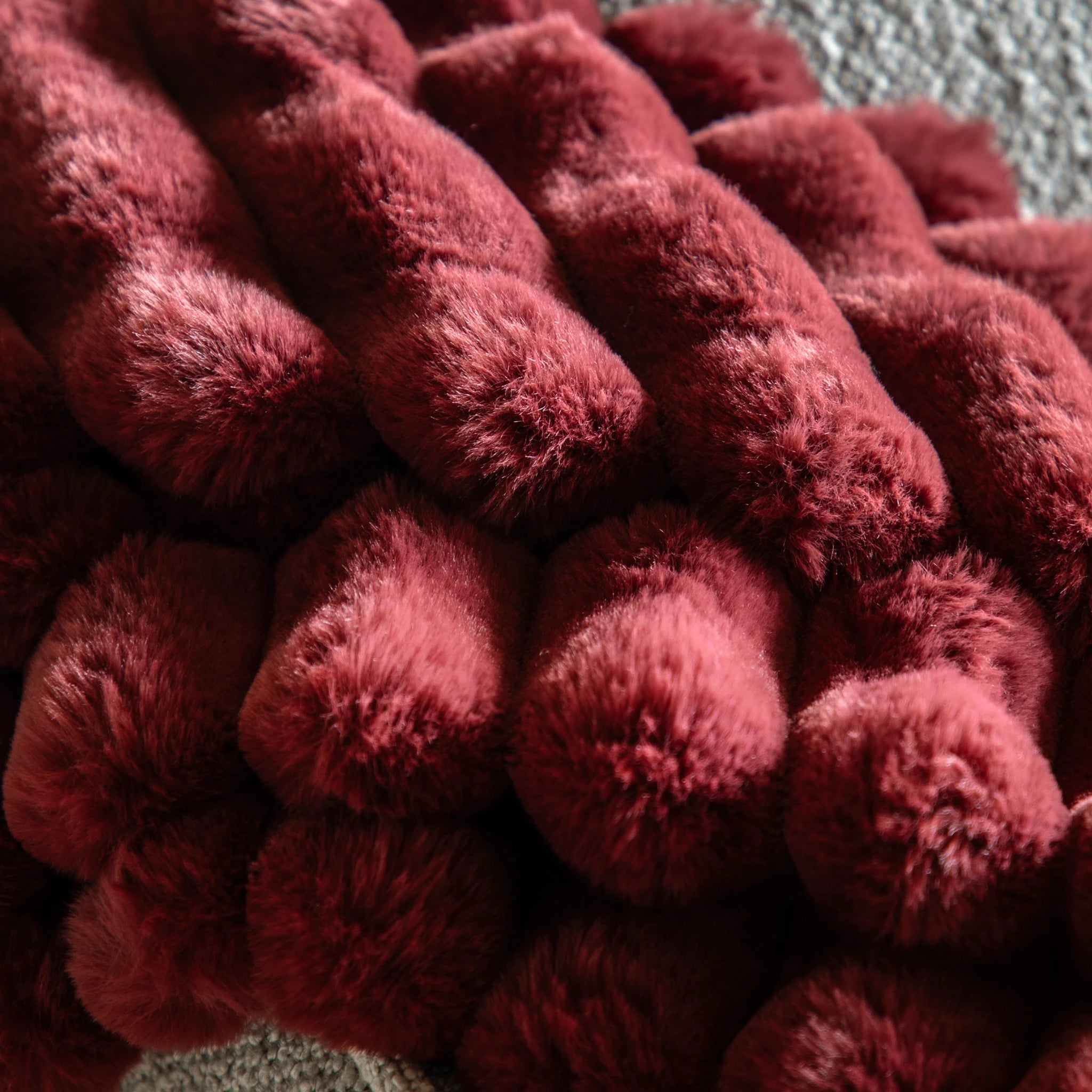Rivelle Ribbed Faux Fur Mulberry Throw