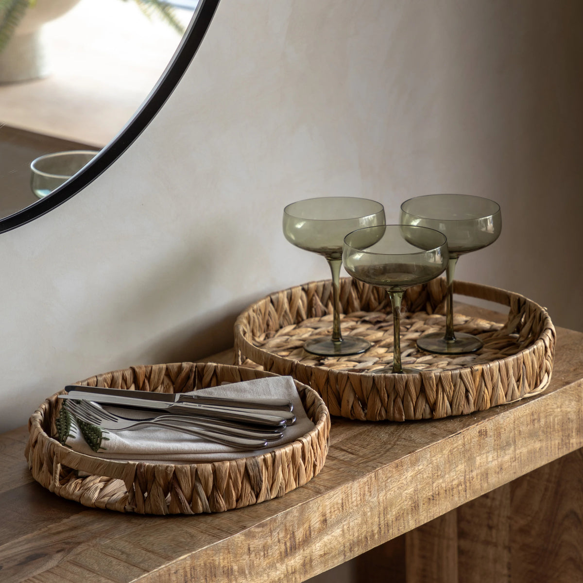 Set of 2 Ashvale Woven Round Natural Water Hyacinth Trays