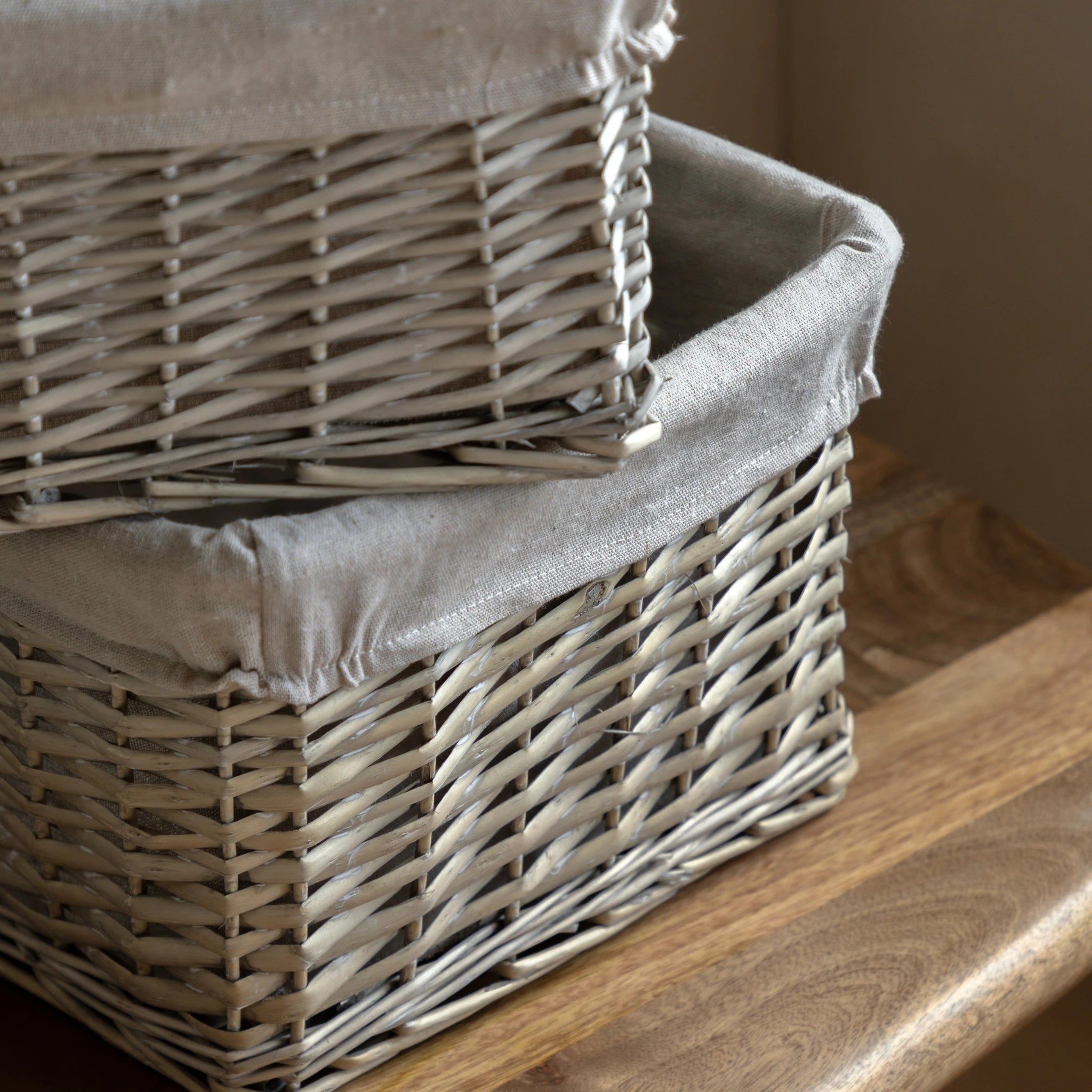 Set of 3 Amberharbour Square Lined Grey Baskets