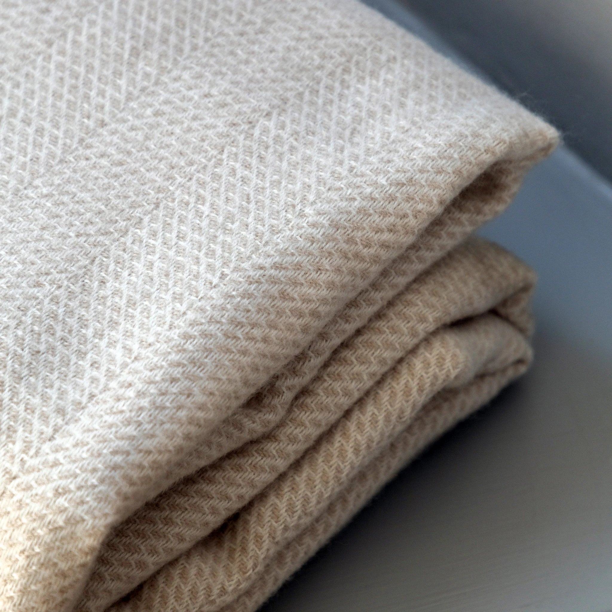 Ribes Herringbone Ecru Throw