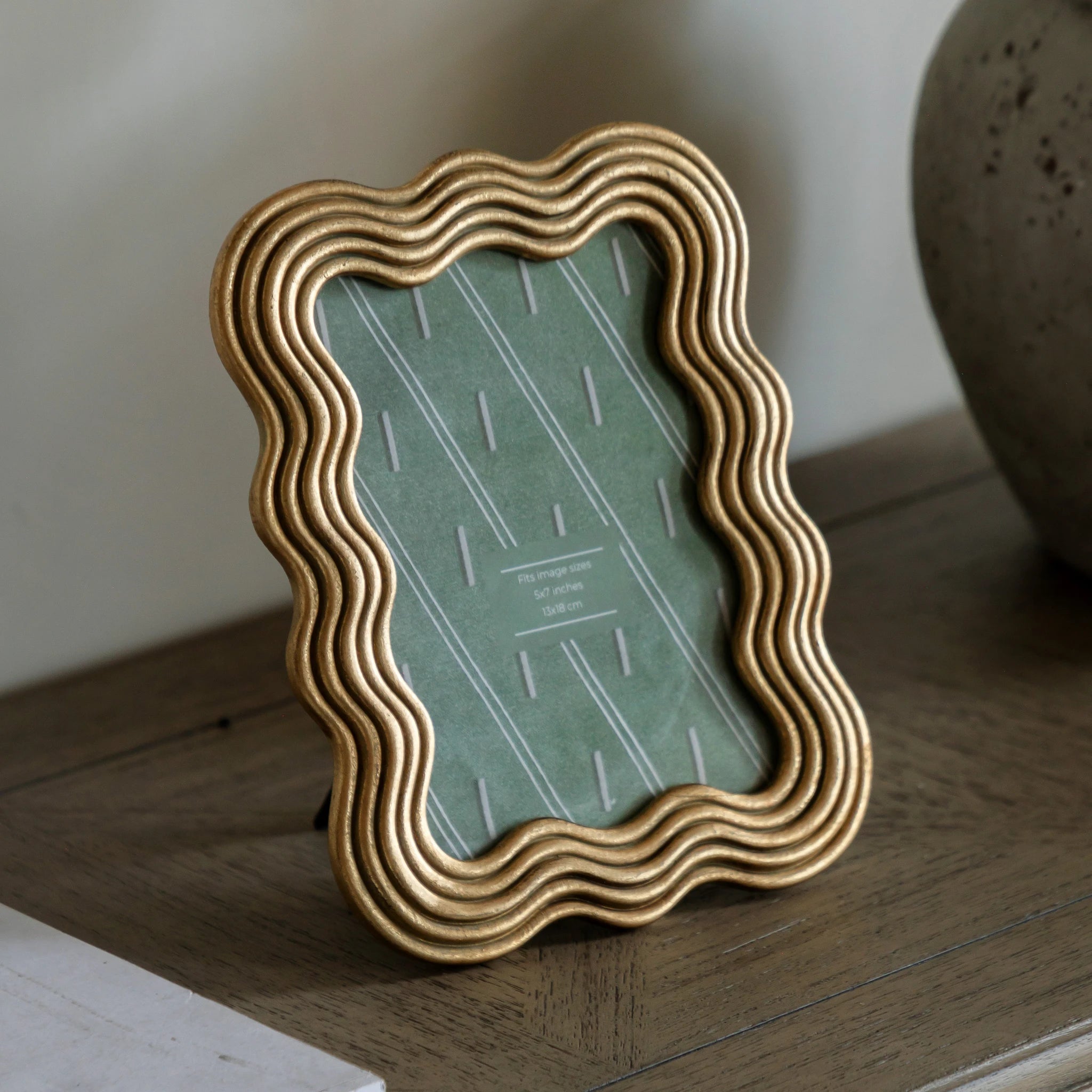 Zayla Gold Resin Photo Frame 18x13cm