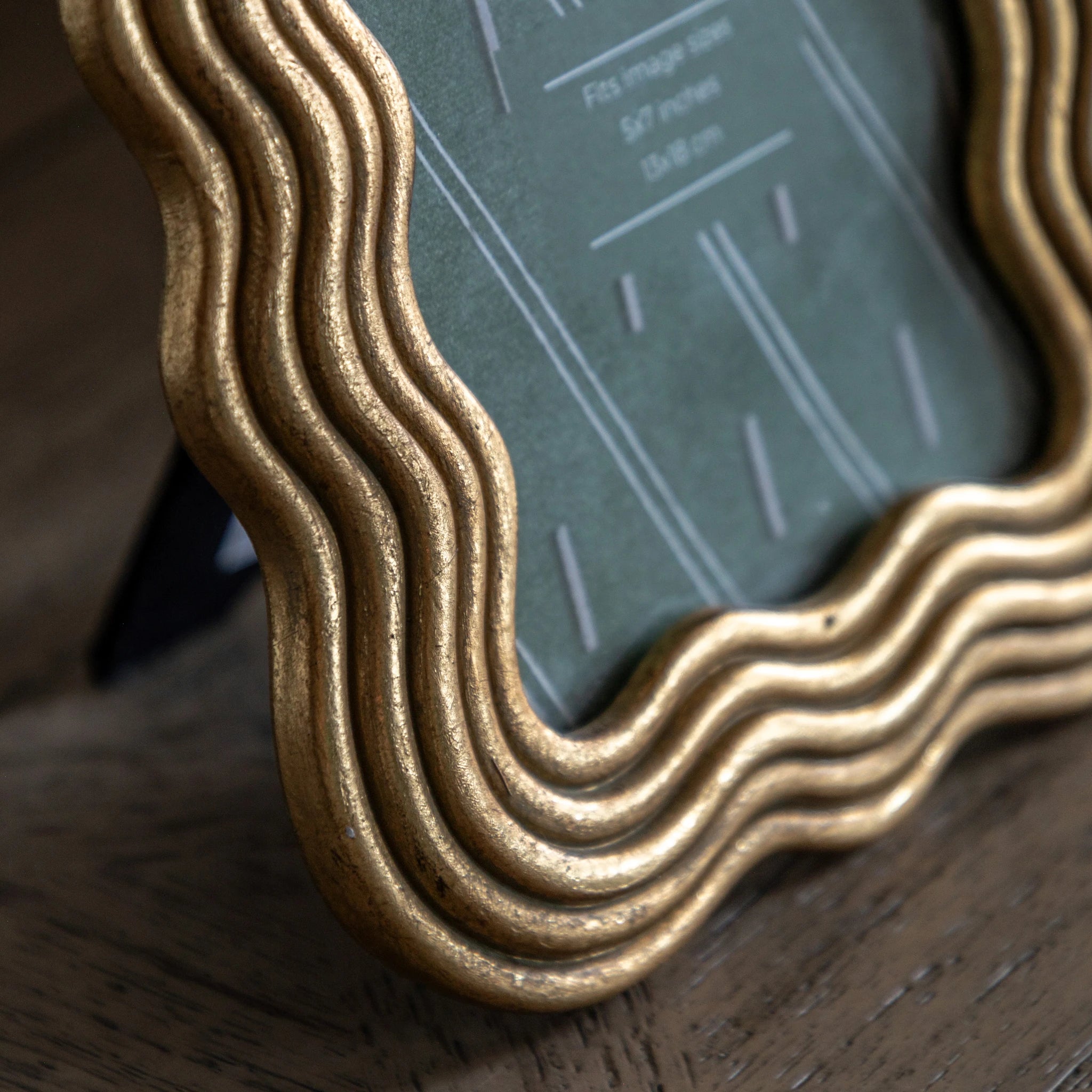 Zayla Gold Resin Photo Frame 15x10cm