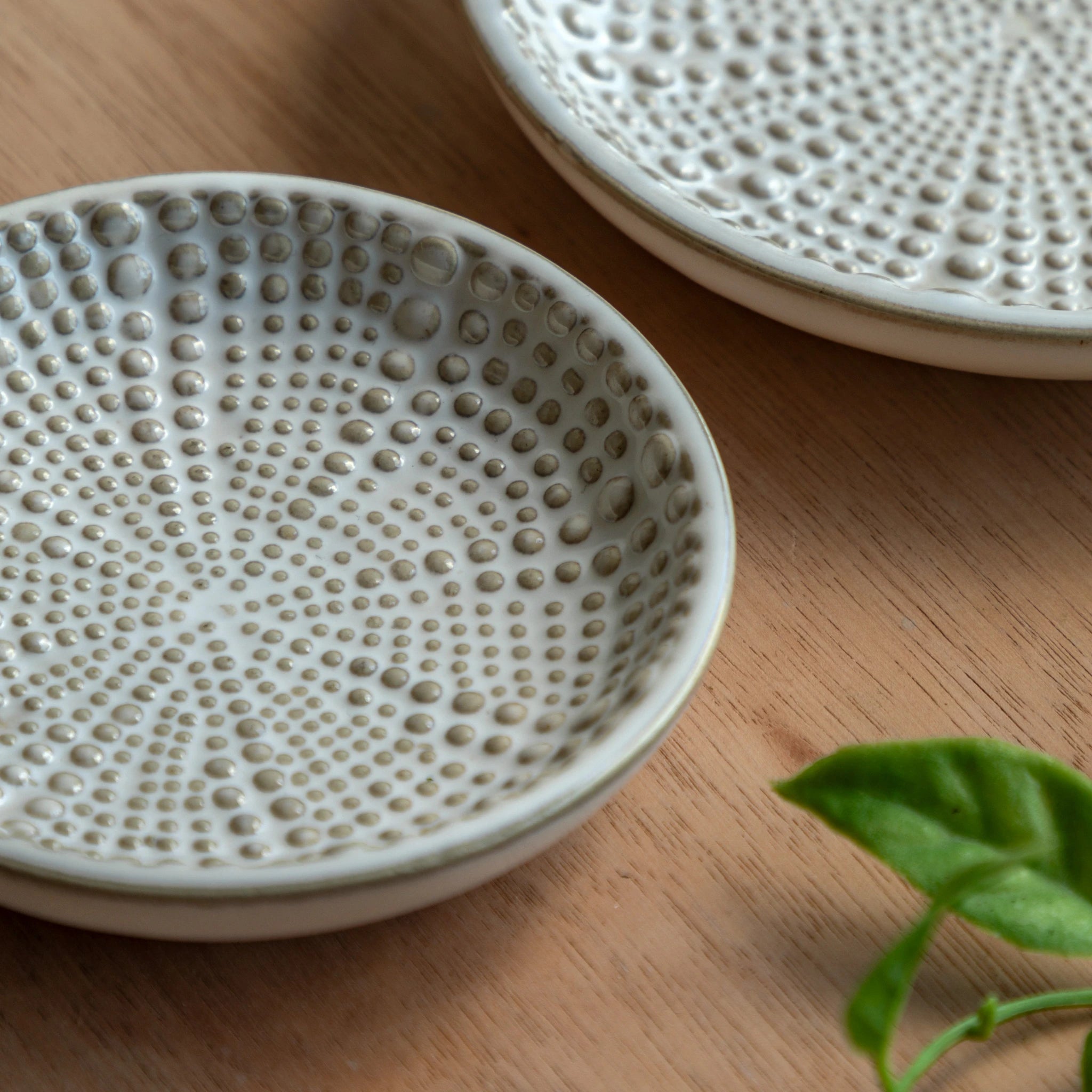 Set of 2 Alderchase White Beaded Stoneware Trinket Trays