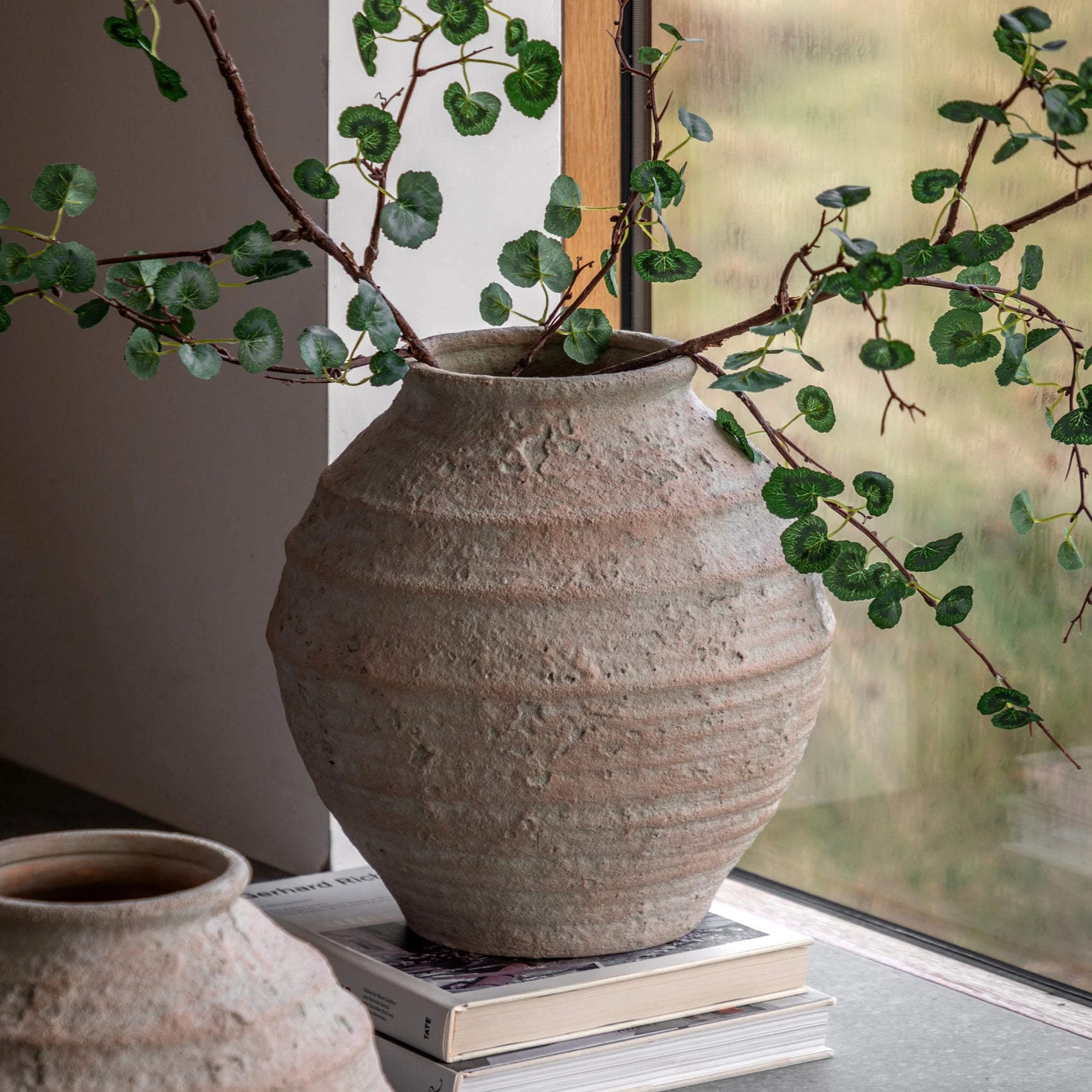 Terrano Terracotta Stoneware Planter Large