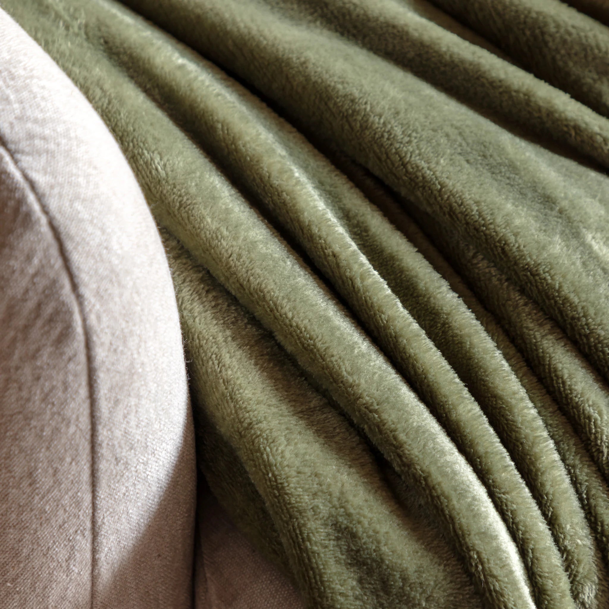 Phoenix Super Soft Flannel Fleece Olive Green Throw