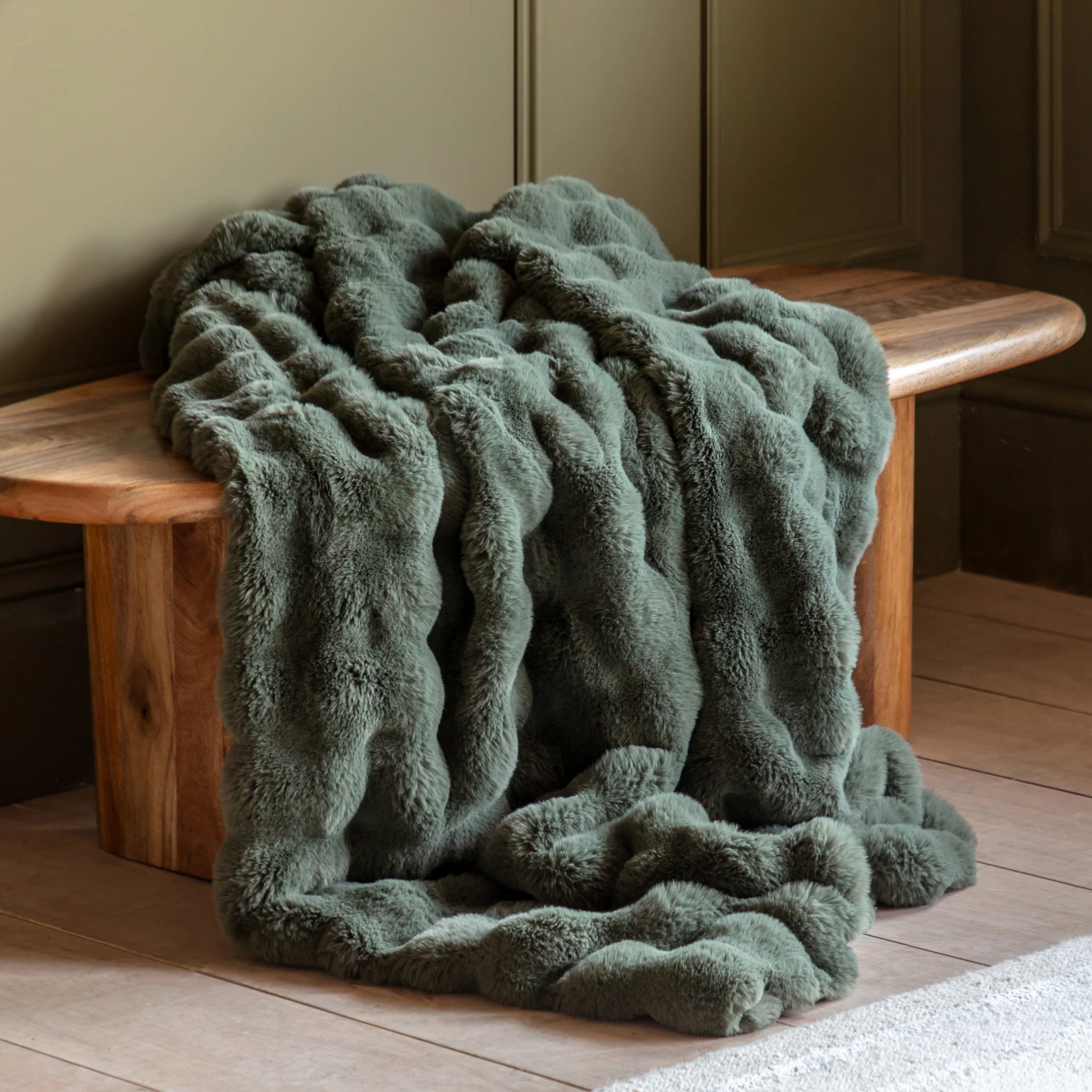 Fernleigh Rabbit Faux Fur Olive Green Throw