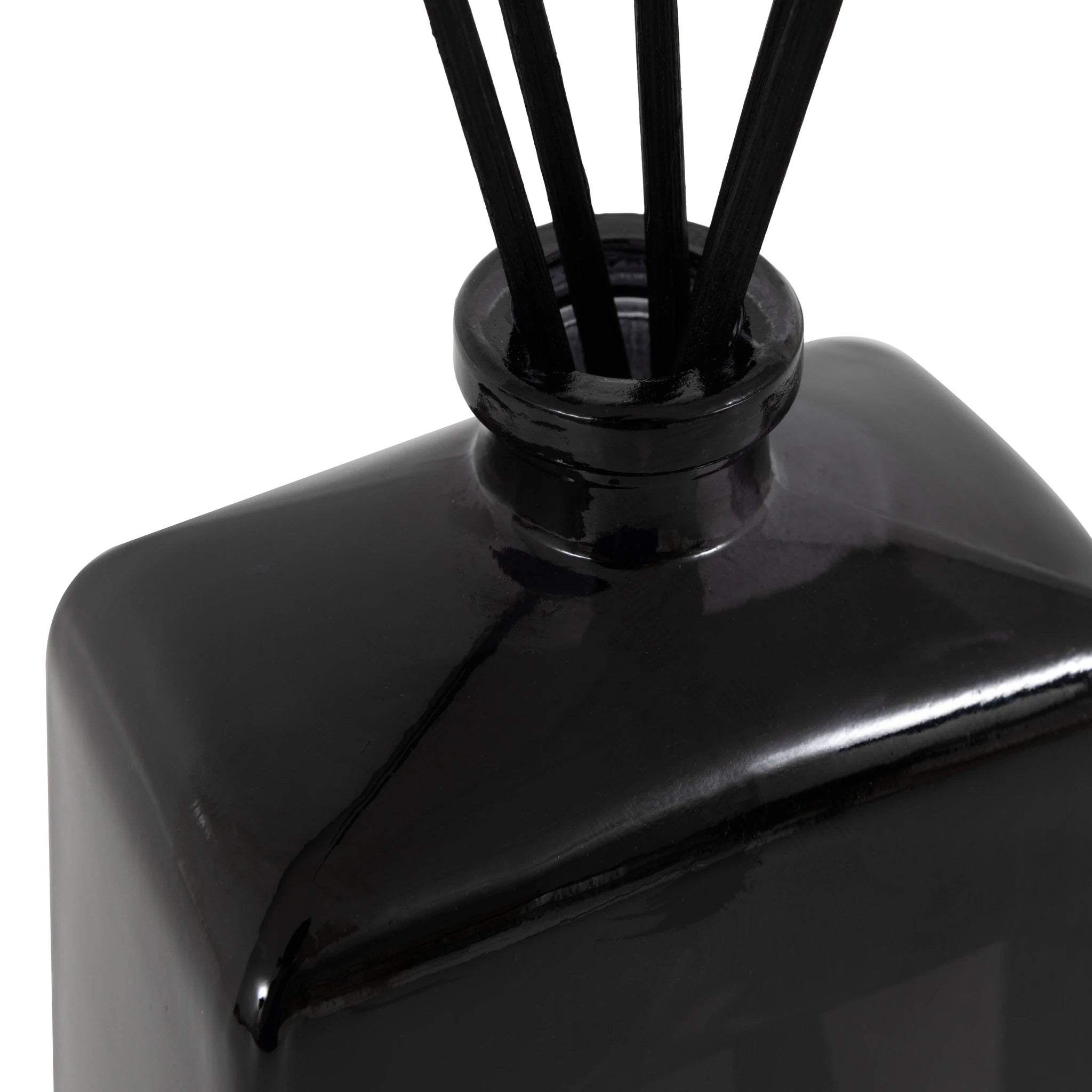Avoria Grey Smoky Leather 400ml Reed Diffuser