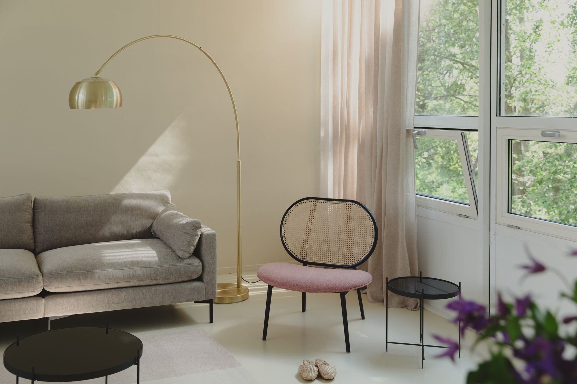 Zuiver Metal Bow Brass Floor Lamp