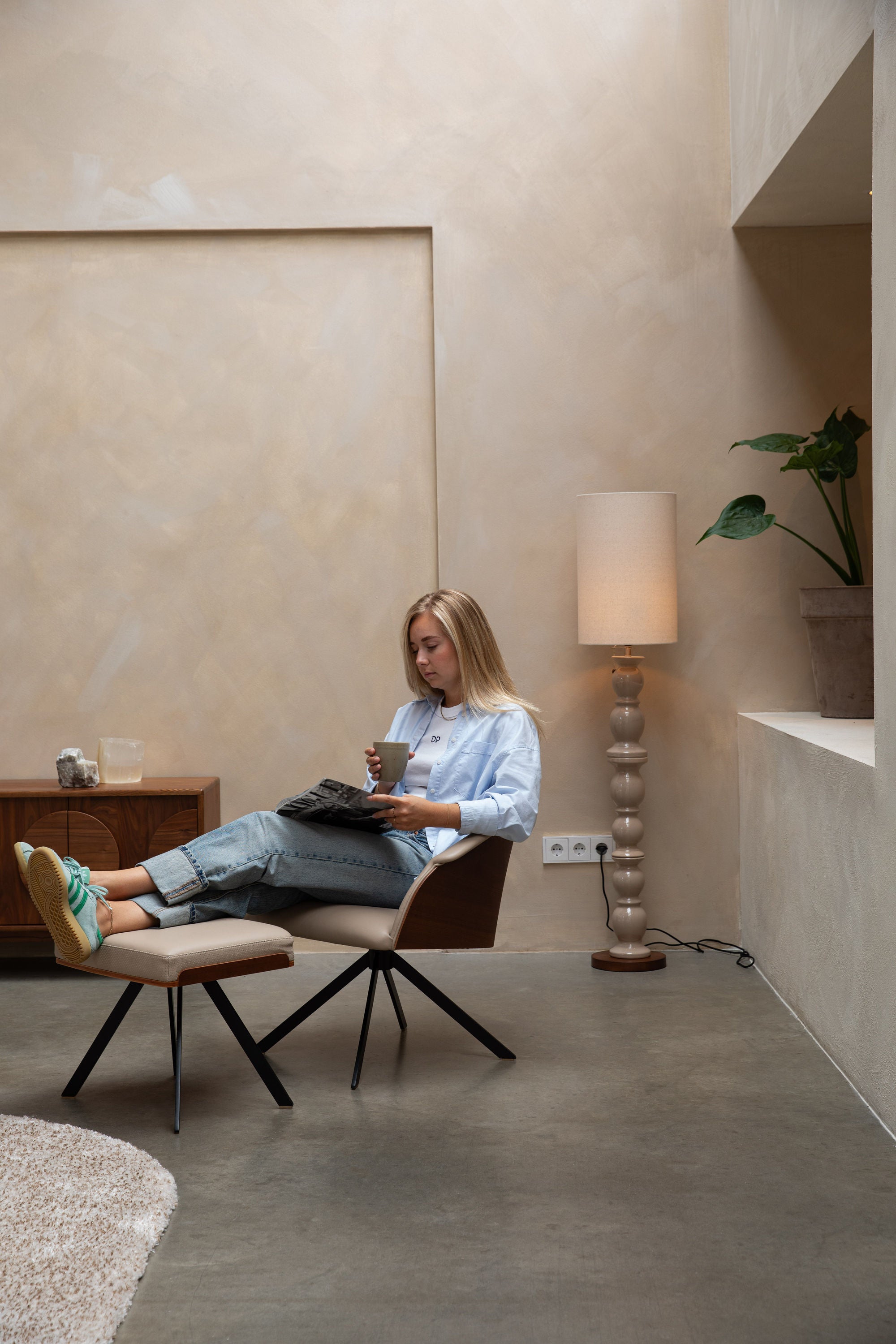 Zuiver Brew Cream Gloss Ceramic Floor Lamp