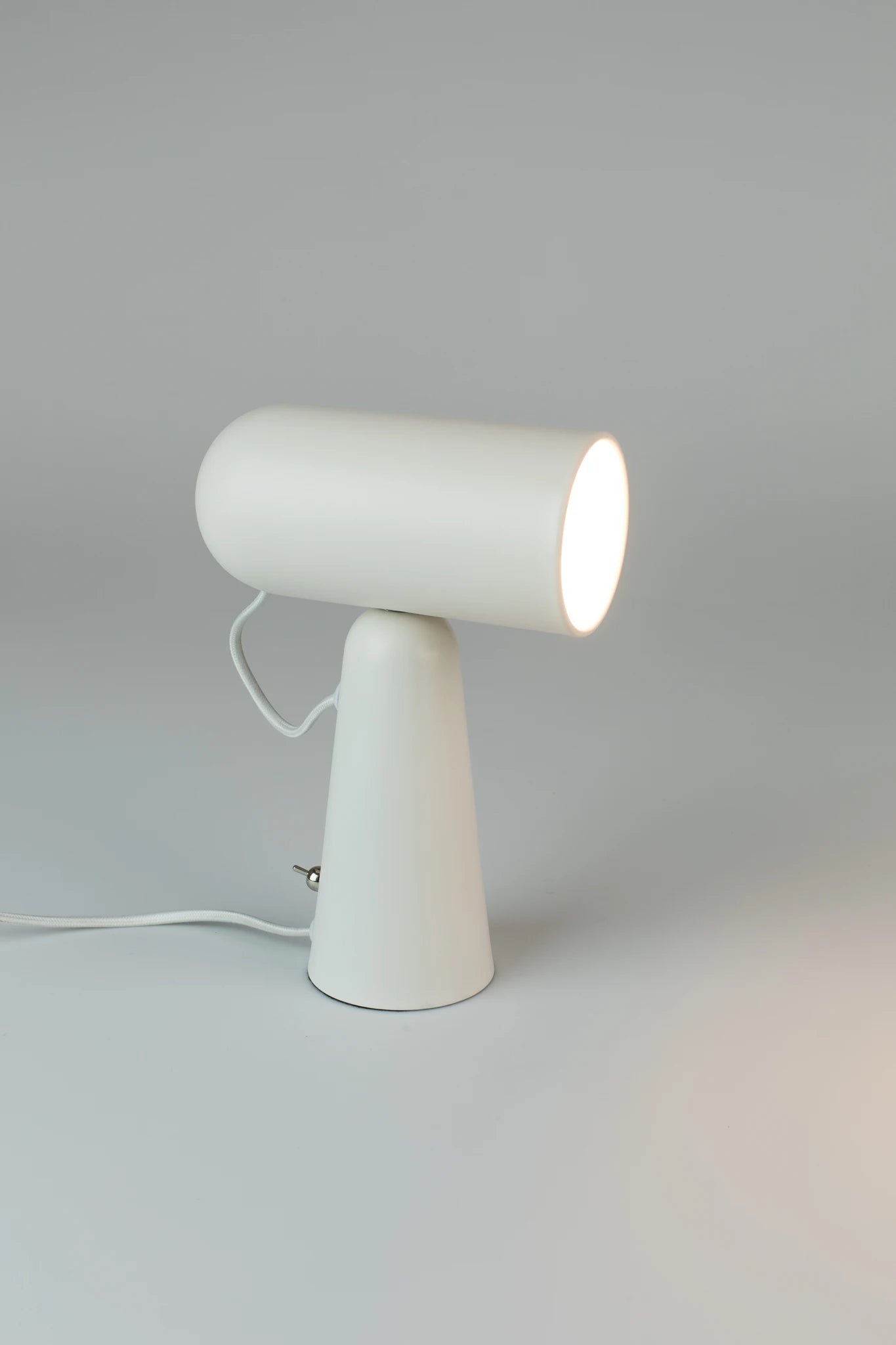 Vesper White Iron Table Lamp