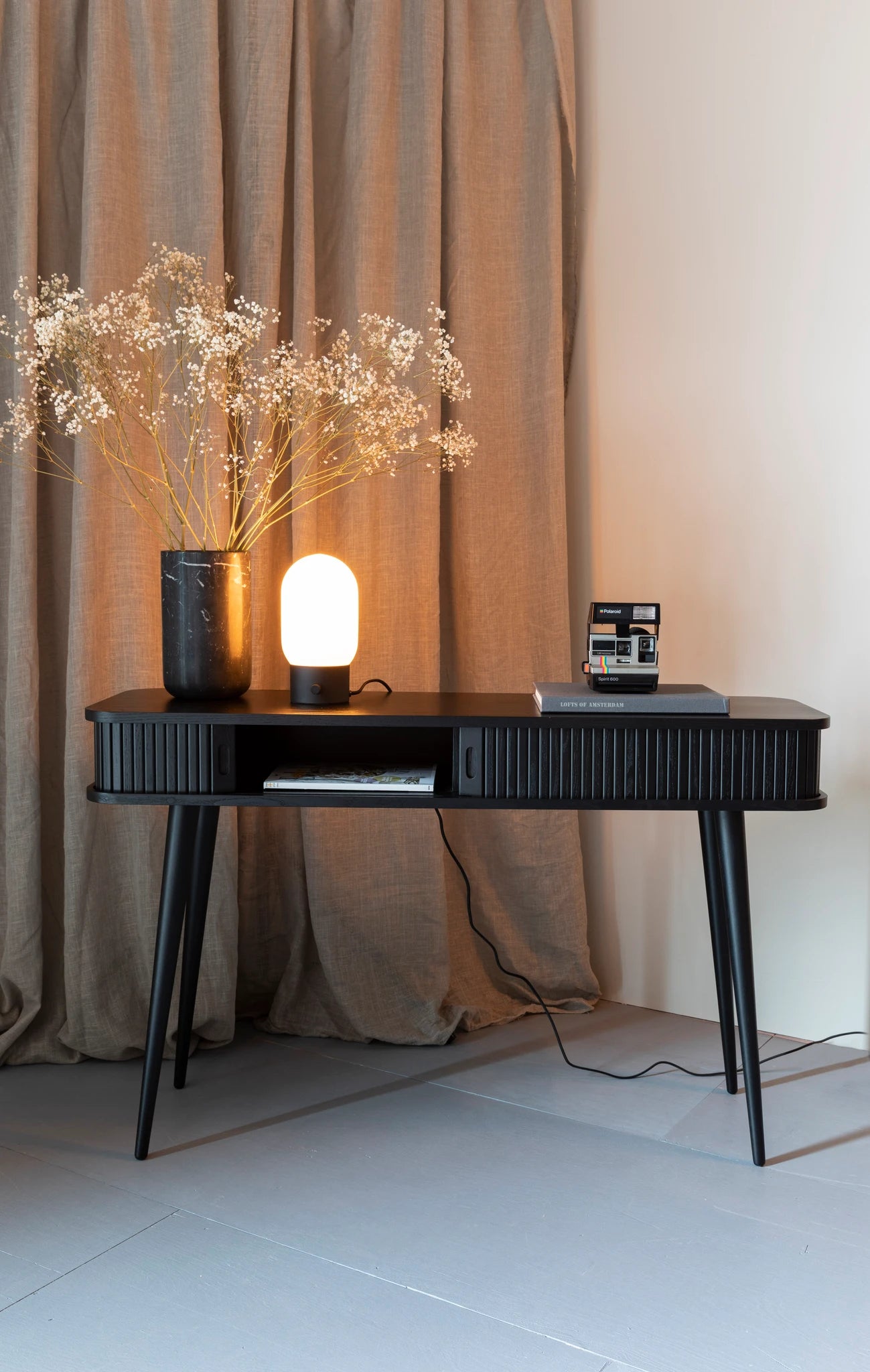 Zuiver Urban Charger Black Glass Table Lamp
