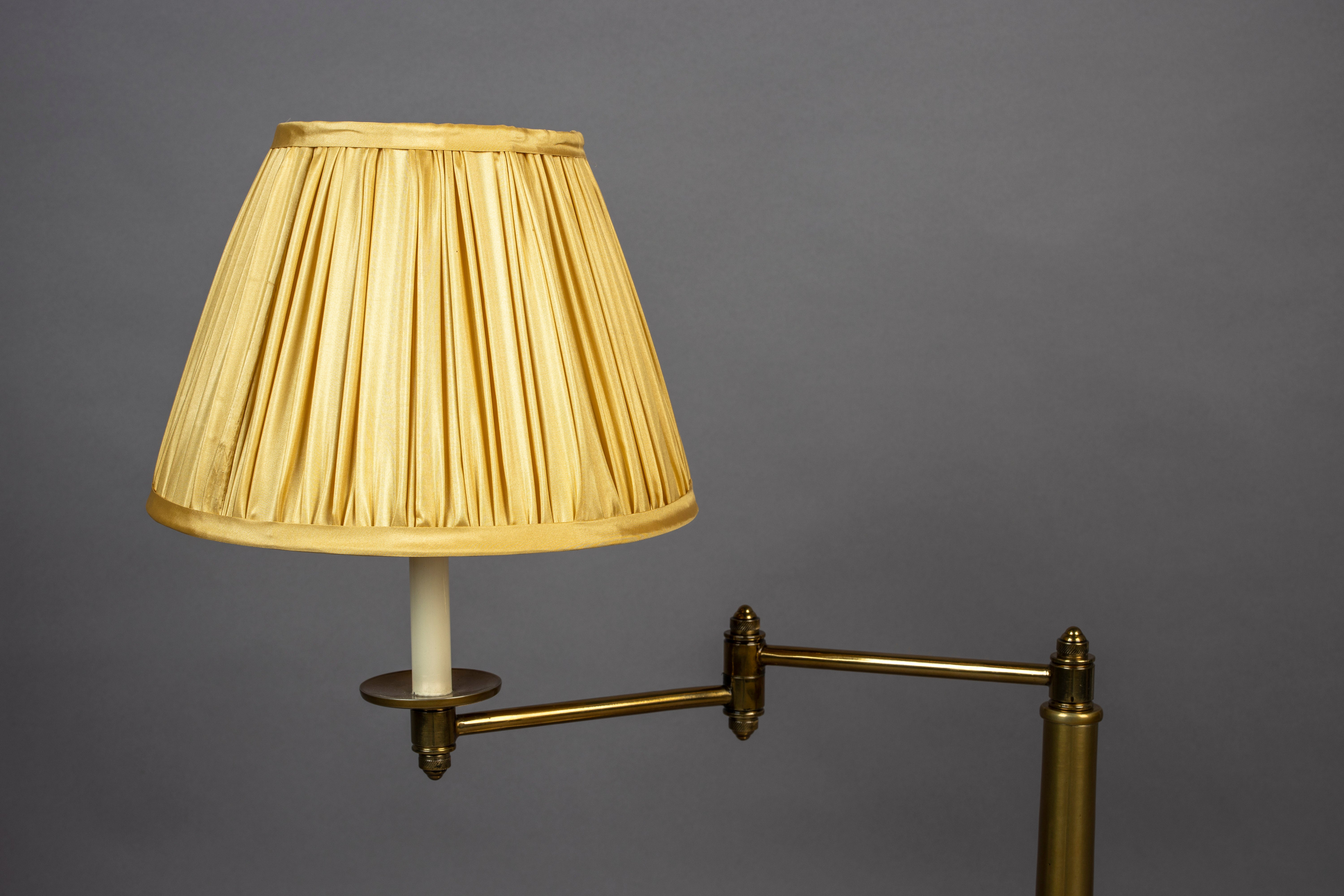 Dutchbone The Allis Gold Table Lamp