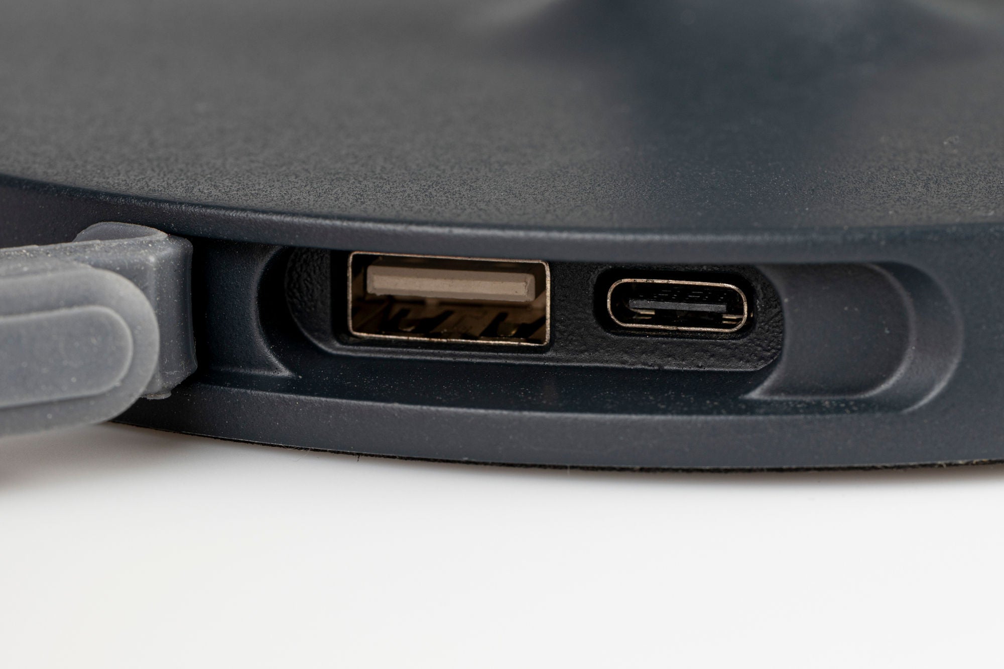 Hub Blue Orb Table Lamp