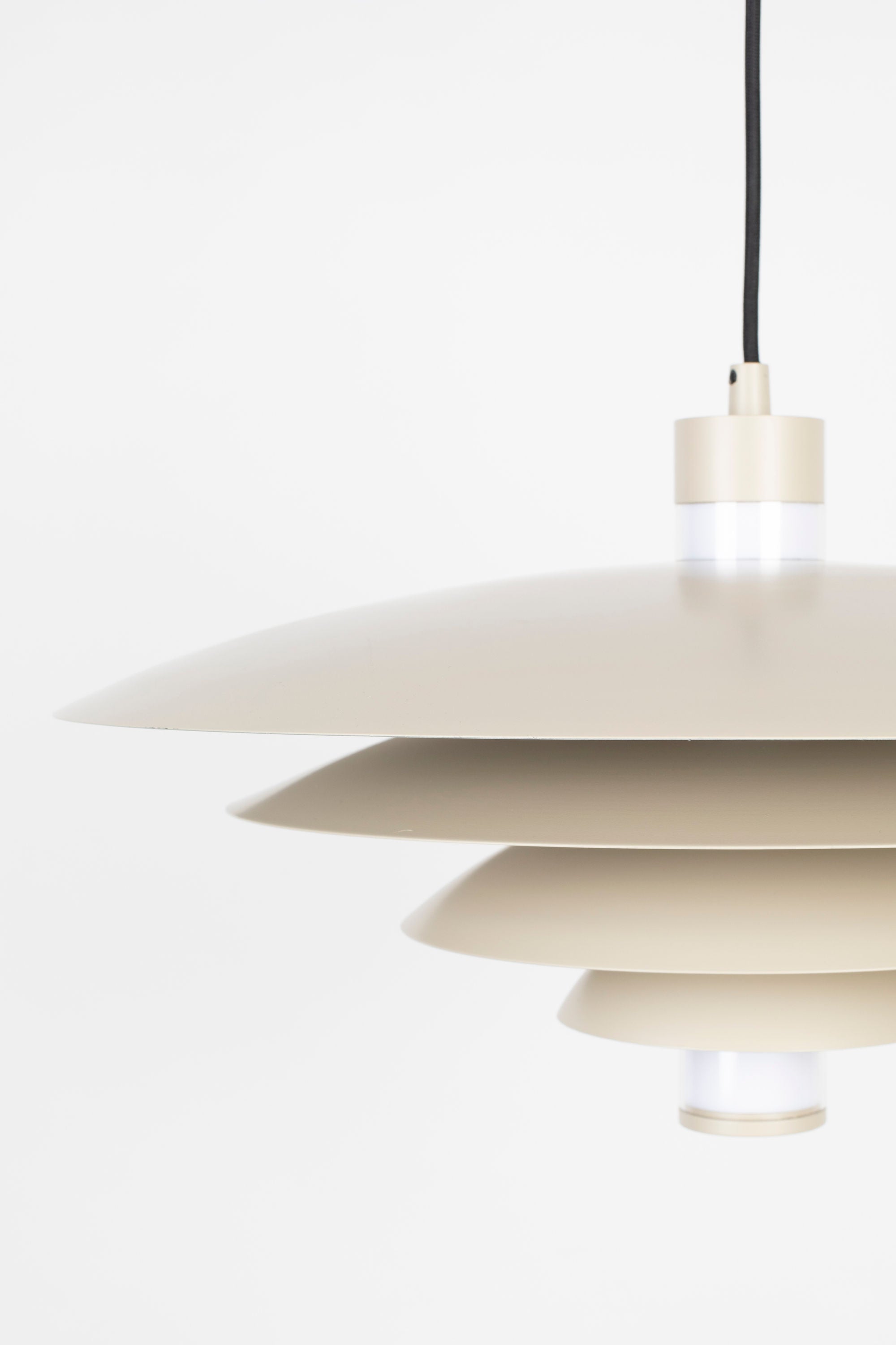 Zuiver Cole Beige Layered Pendant Lamp