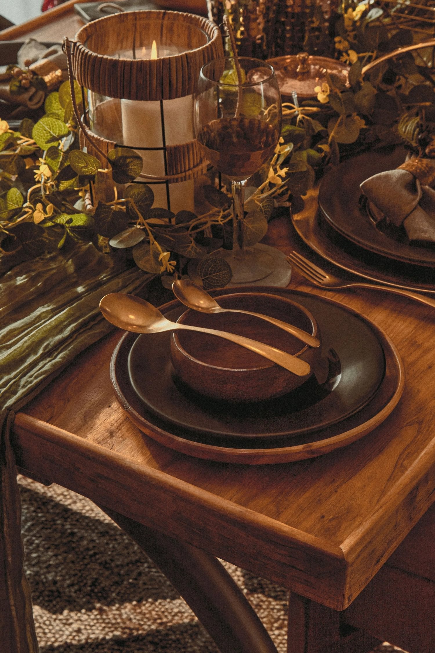 Arden Round Acacia Wood Plate