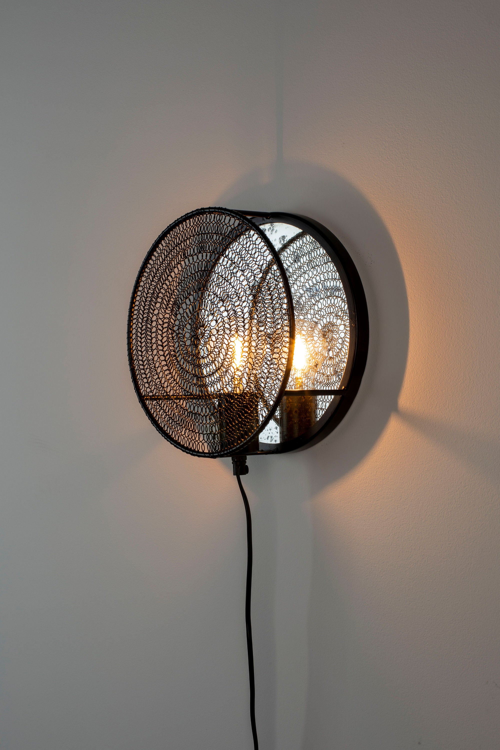 Lea Black Wall Light