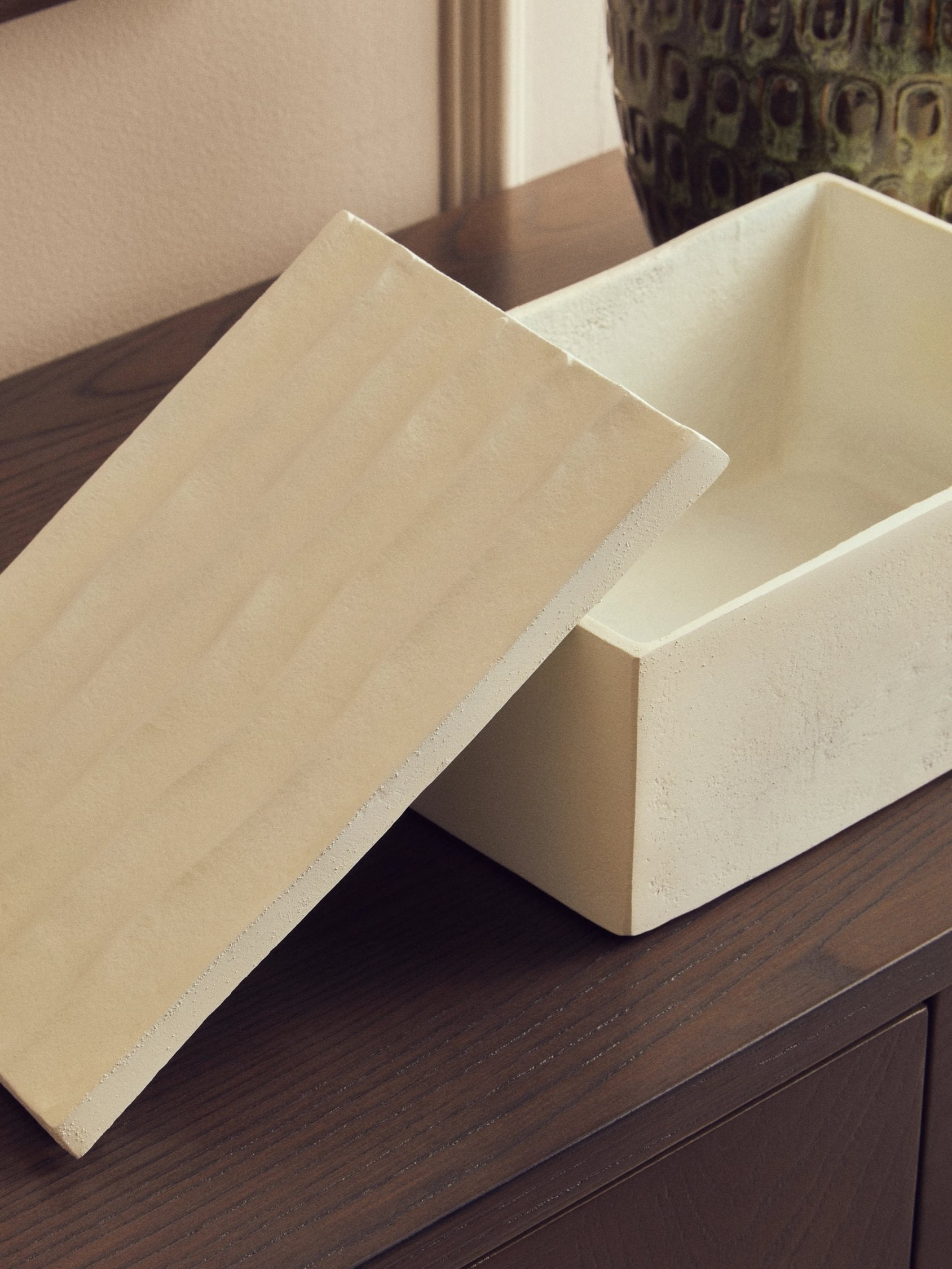Ripple Large Ivory Finish Rippled Aluminium Box