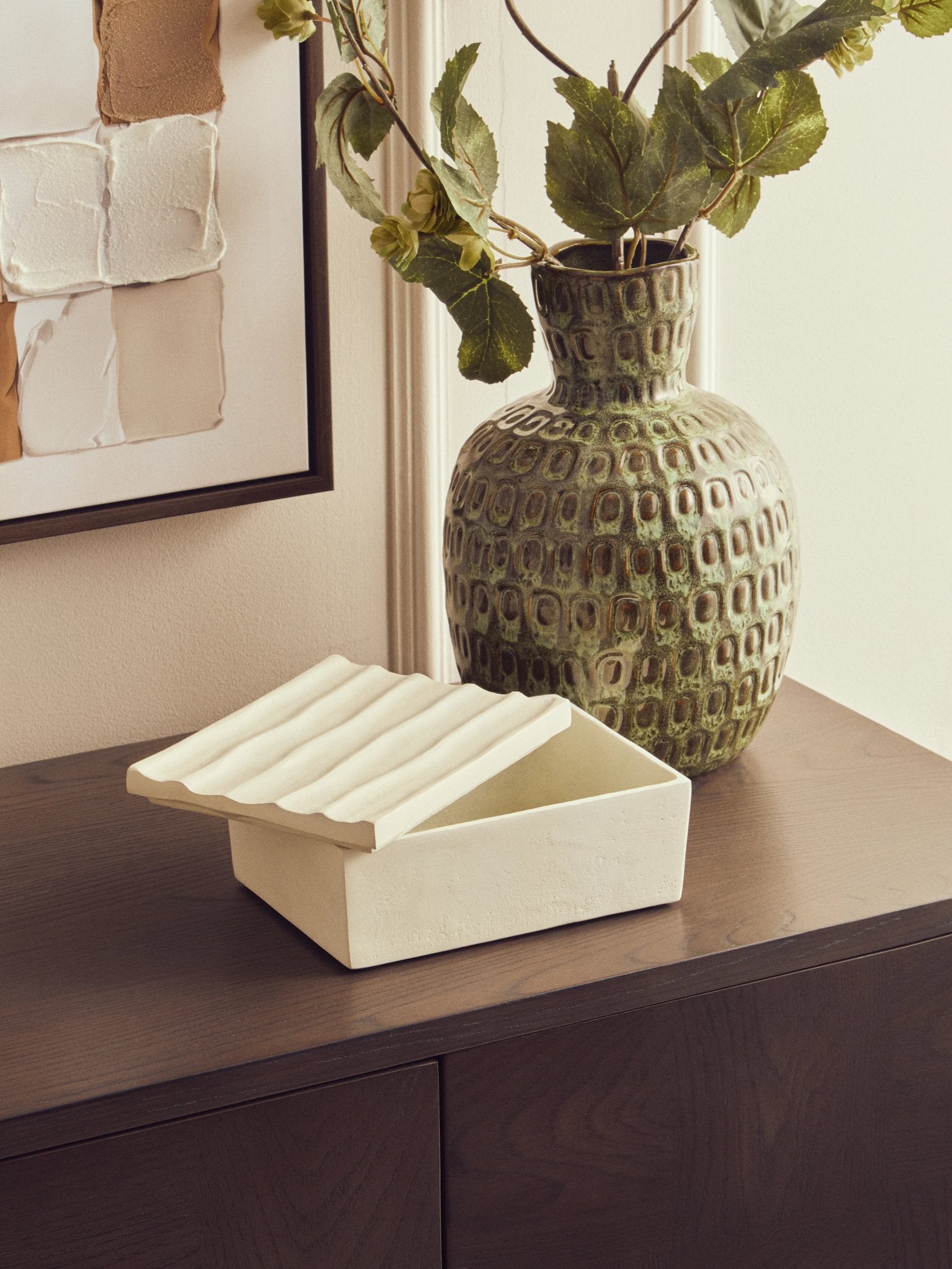 Ripple Small Ivory Finish Rippled Aluminium Box