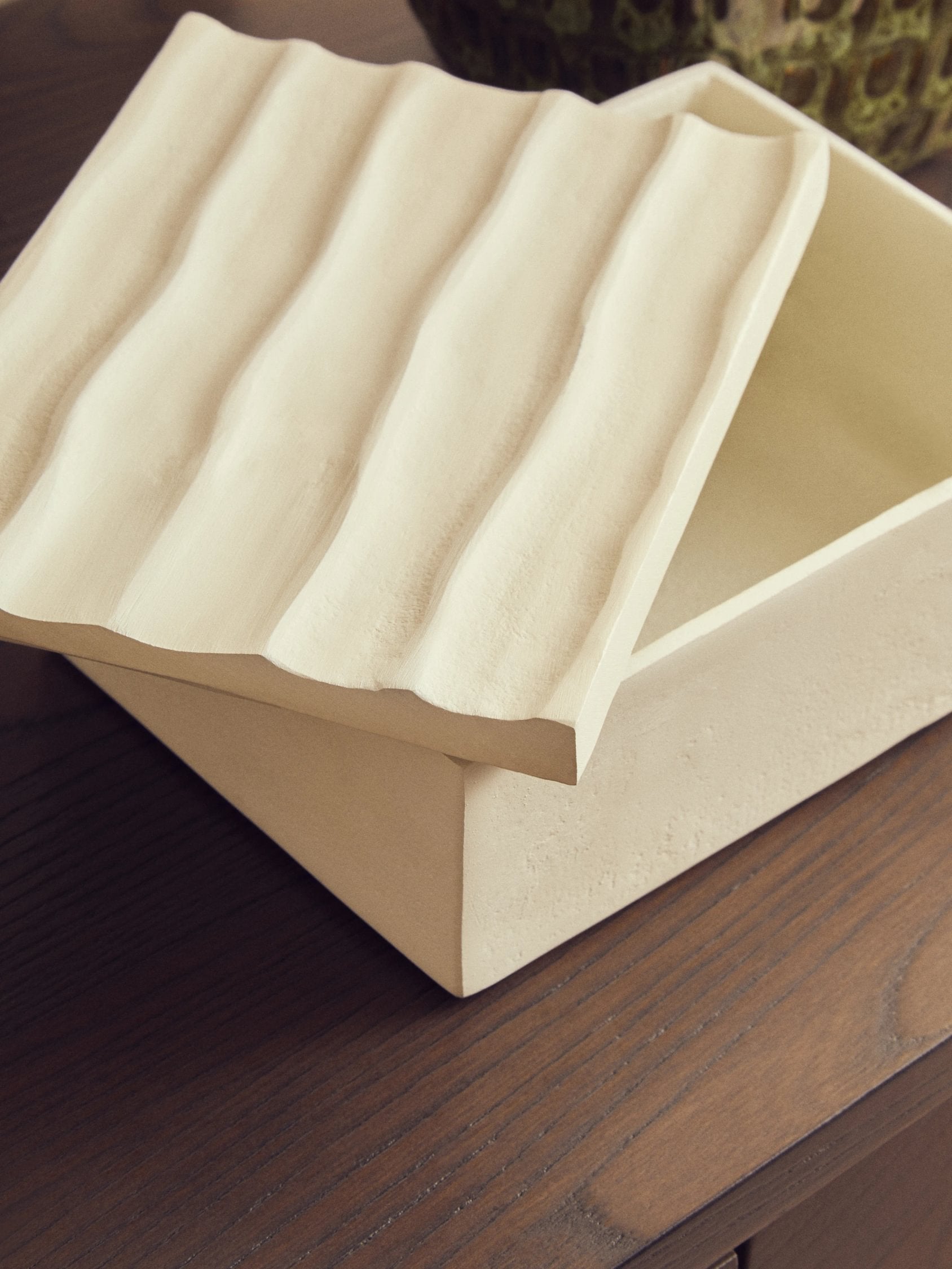 Ripple Small Ivory Finish Rippled Aluminium Box
