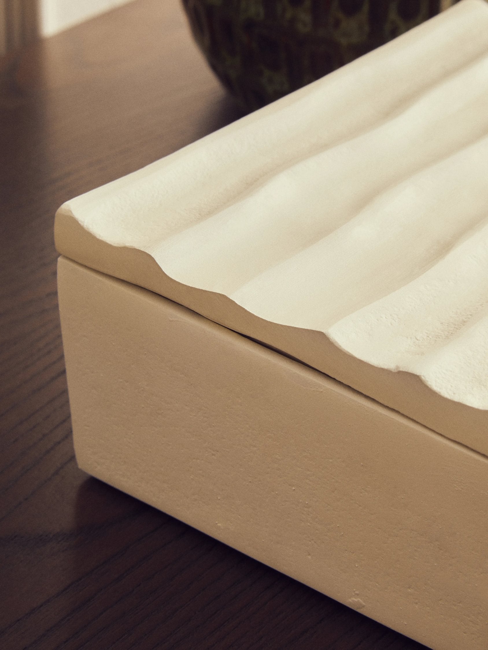 Ripple Small Ivory Finish Rippled Aluminium Box