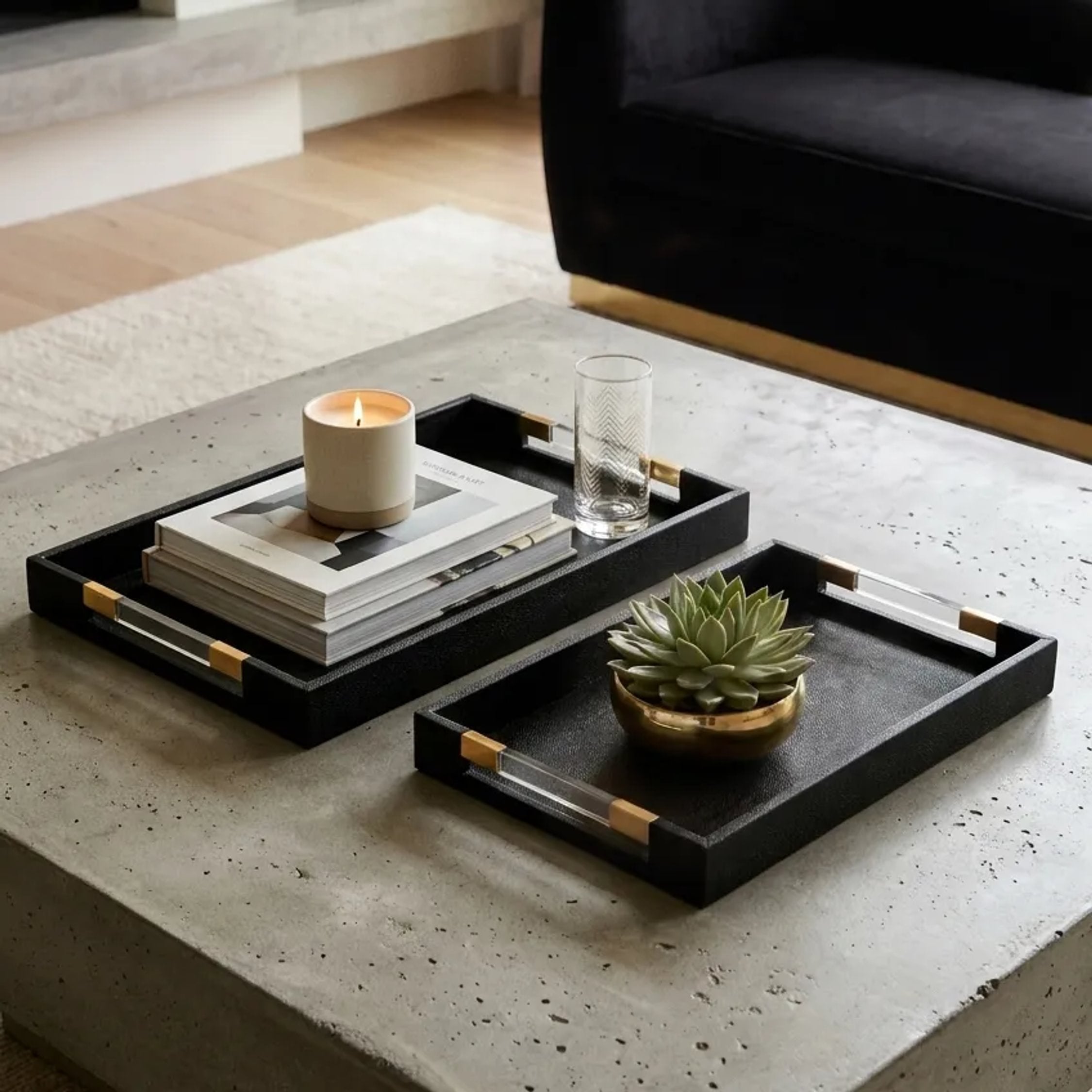 Set of 2 Belgravia Black Trays