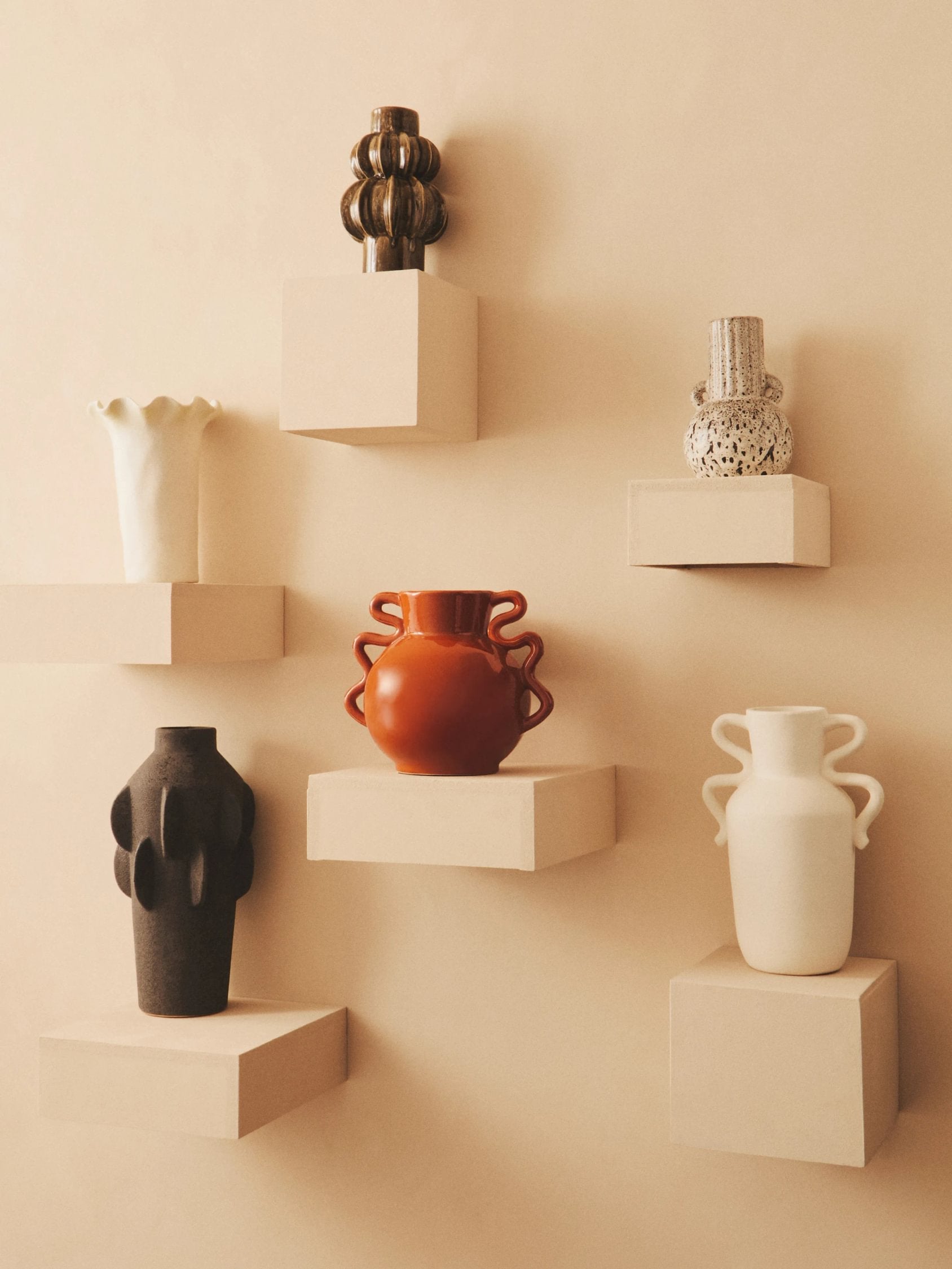 Pebble Brown Stoneware Bubble Vase