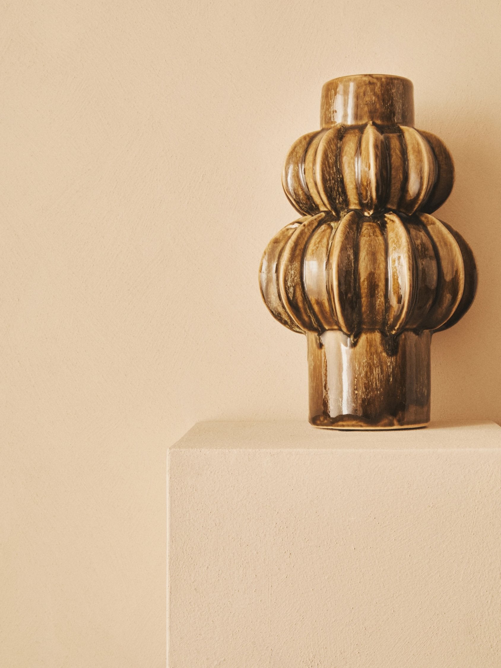 Pebble Brown Stoneware Bubble Vase