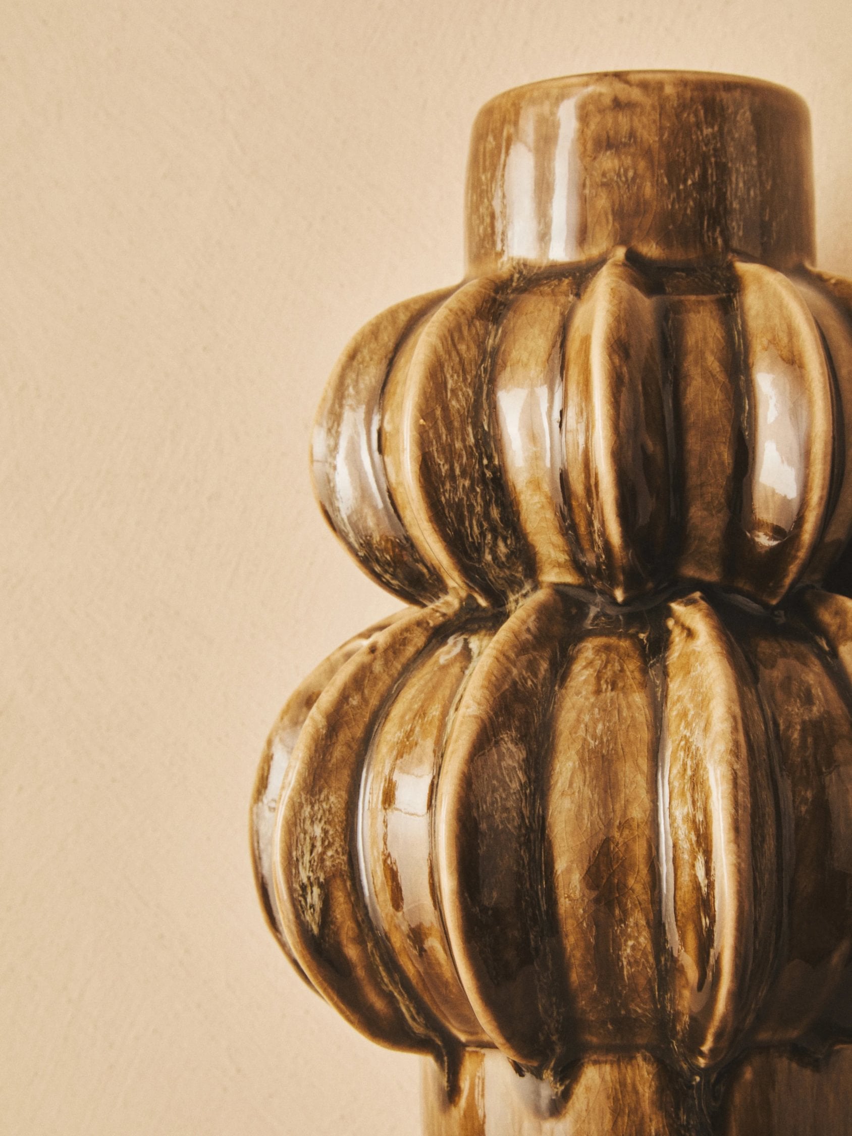 Pebble Brown Stoneware Bubble Vase