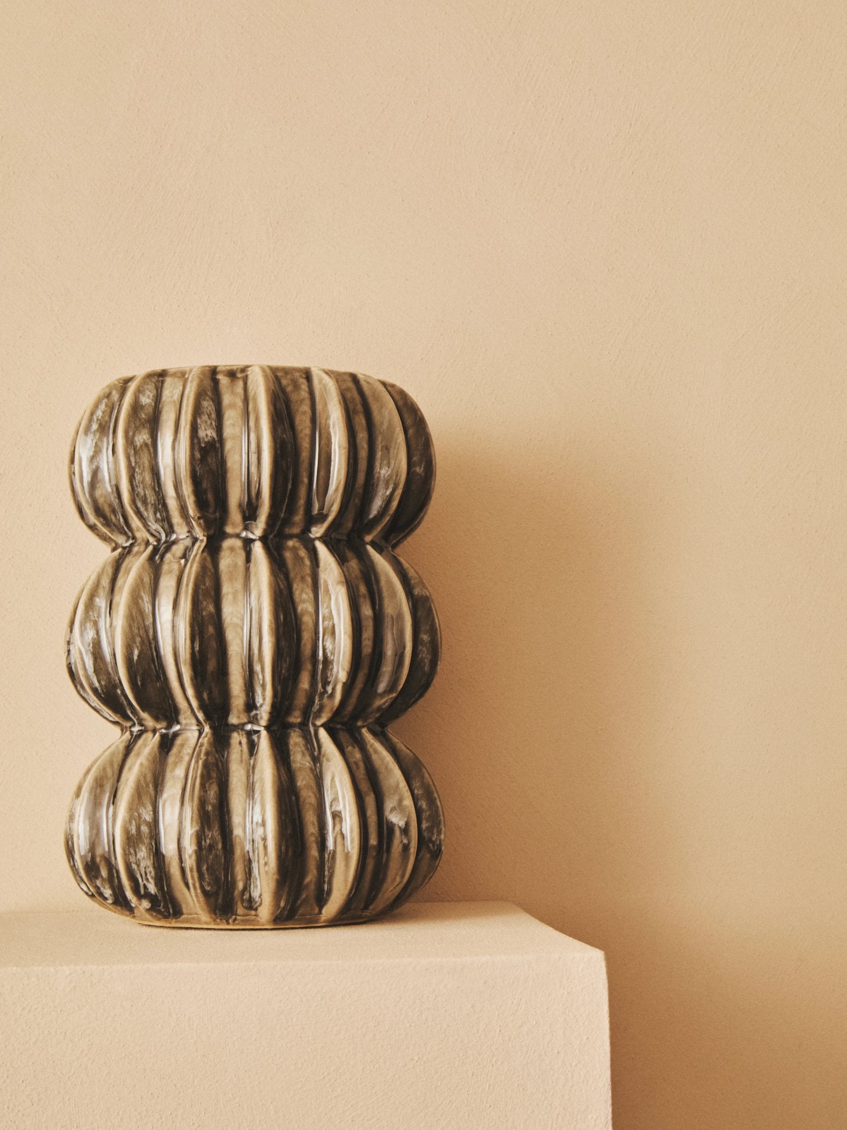 Pebble Grey Stoneware Bubble Vase