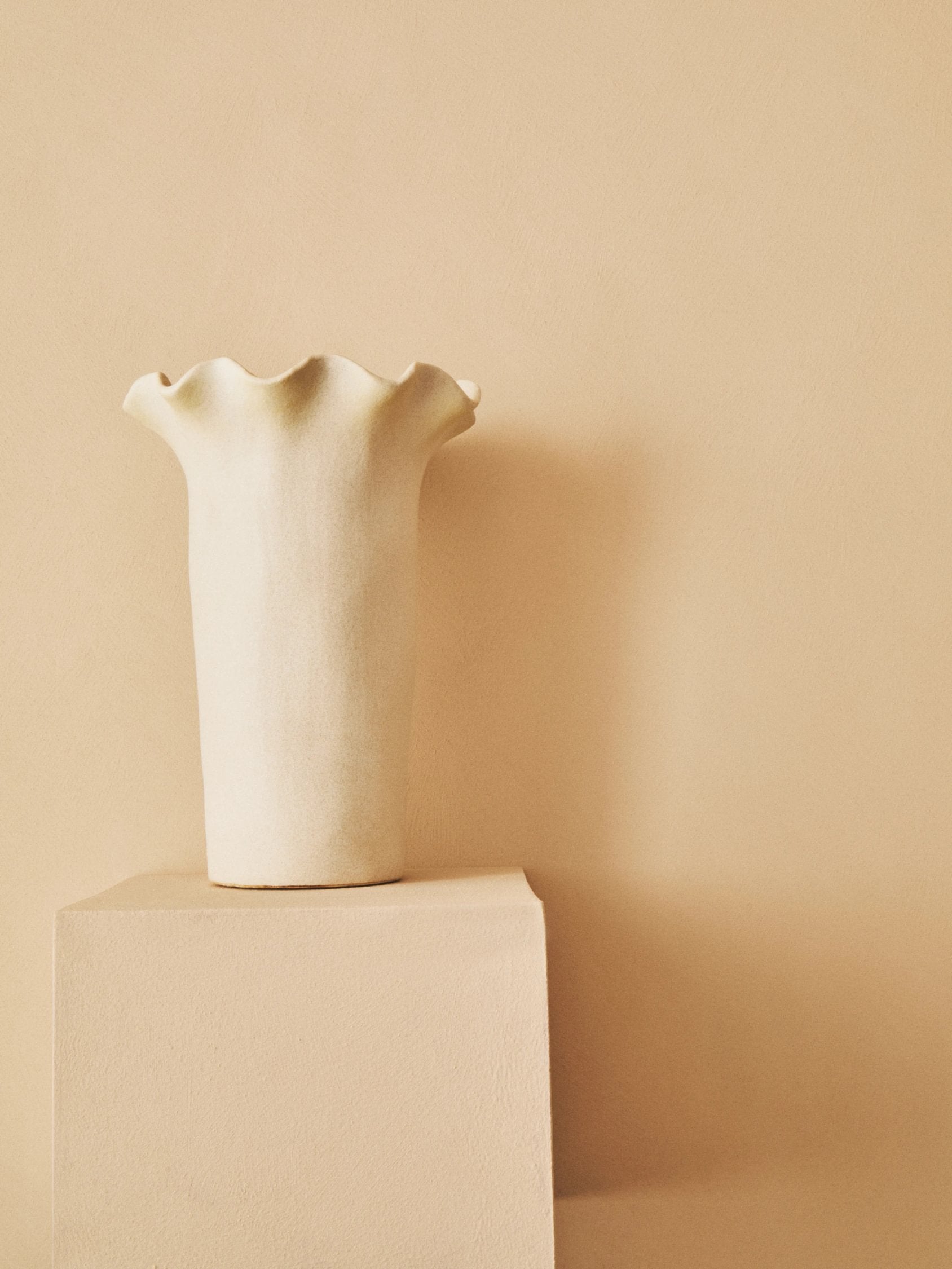 Petal Large Cream Scalloped Edge Stoneware Vase