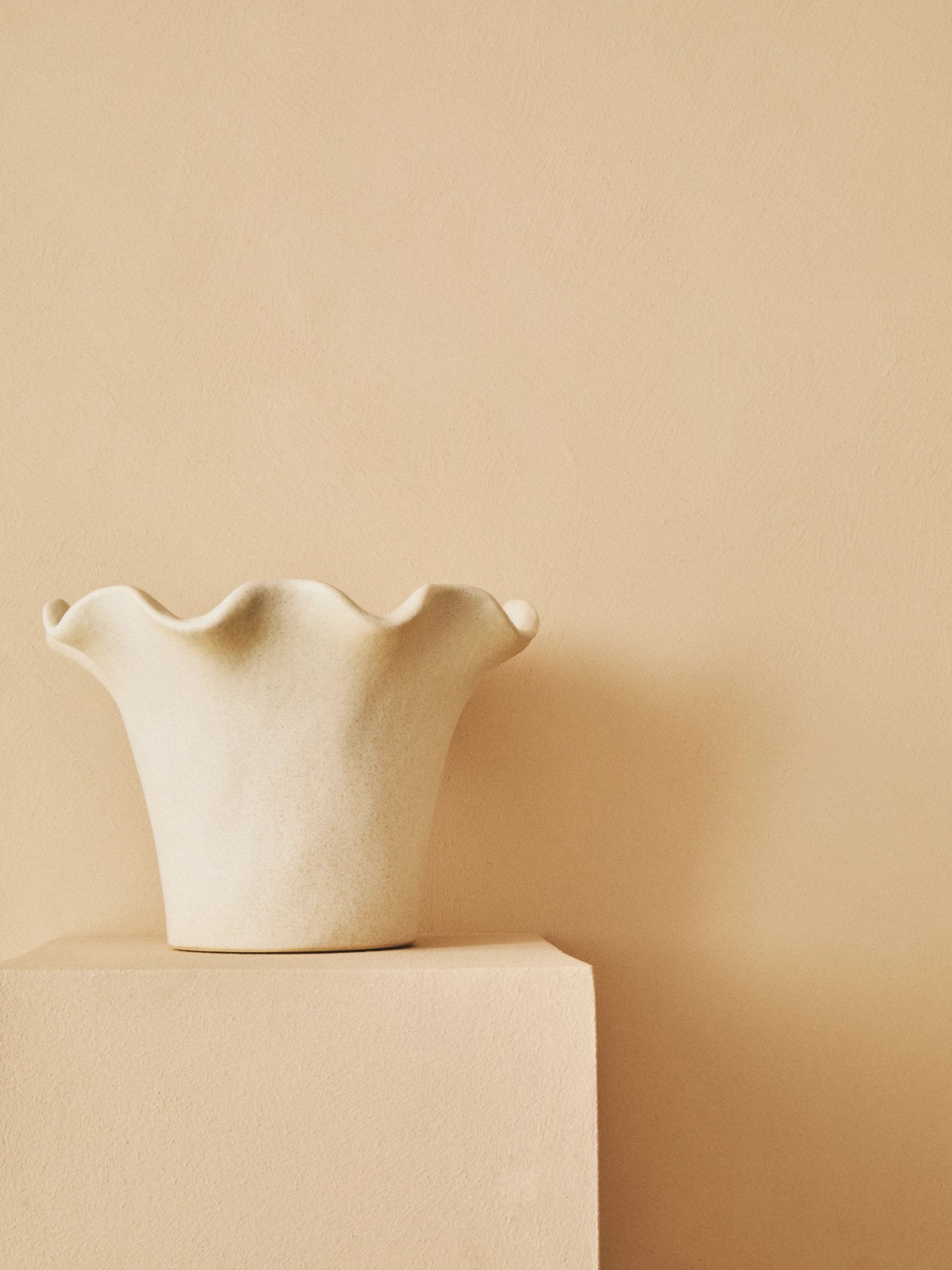 Petal Small Cream Scalloped Edge Stoneware Vase