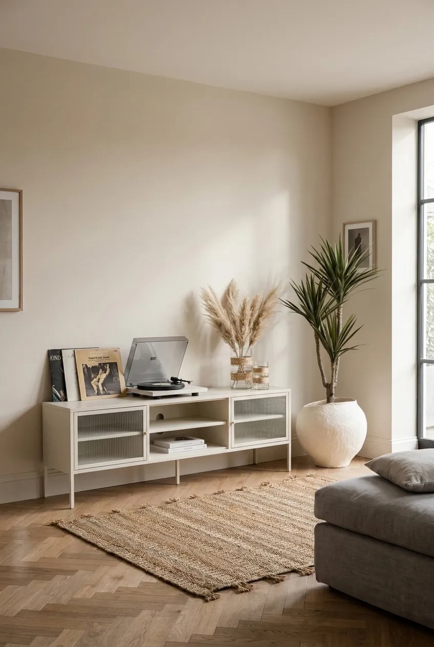 Clerkenwell Warm White Metal & Fluted Glass TV Unit