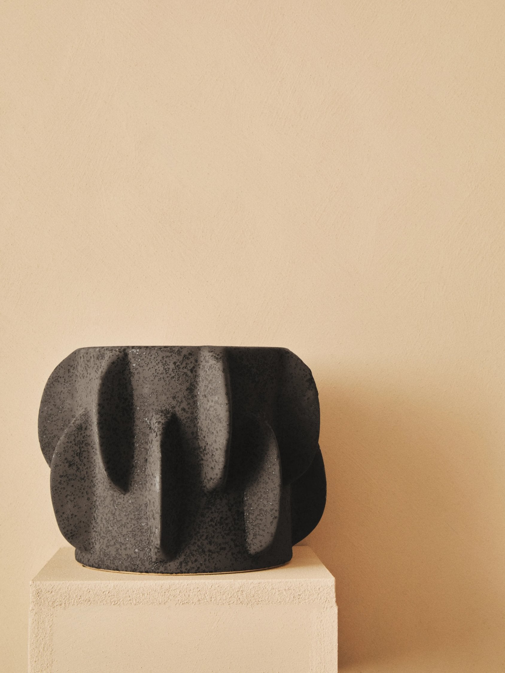 Dune Small Black Textured Stoneware Planter