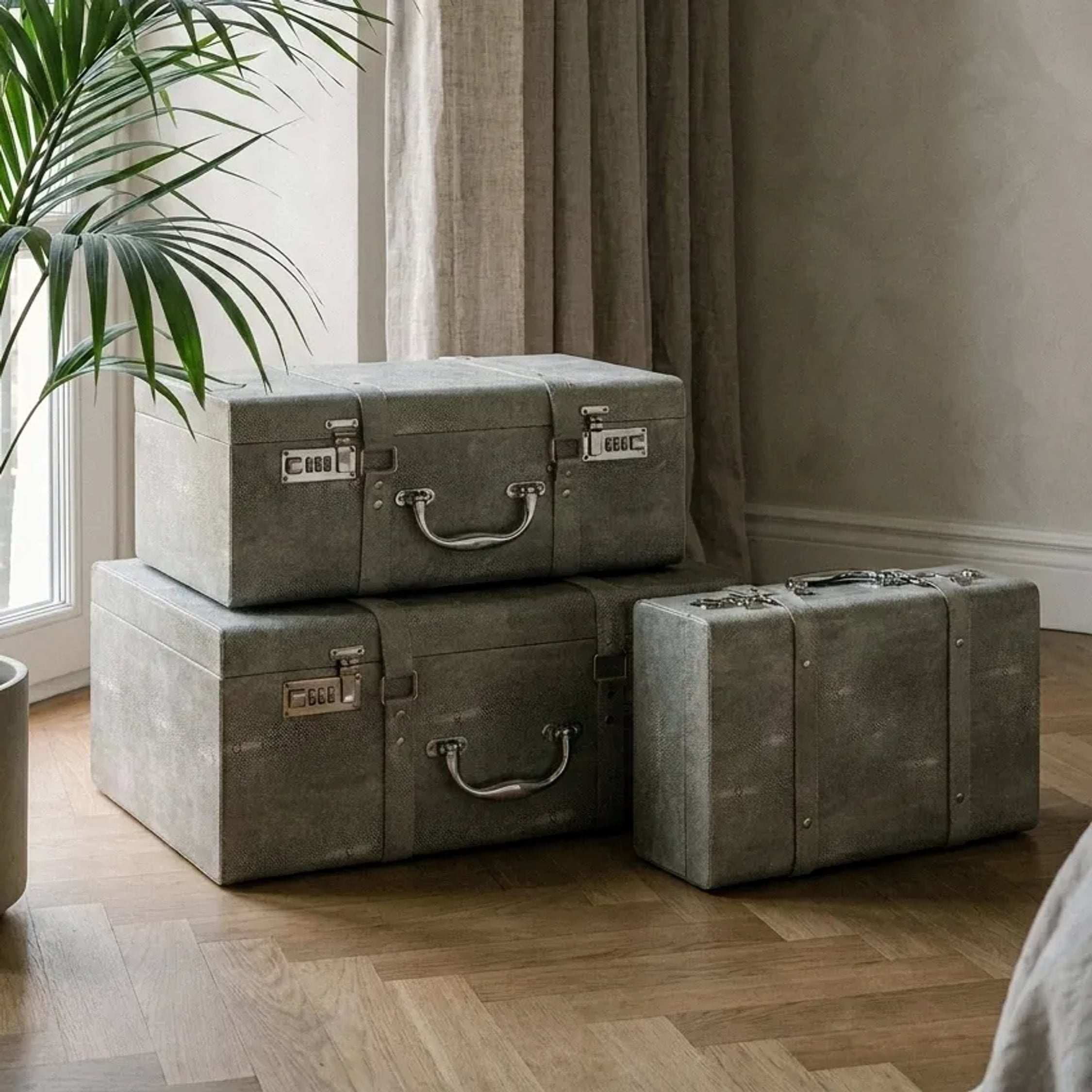Set of 3 Belgravia Grey Storage Trunks
