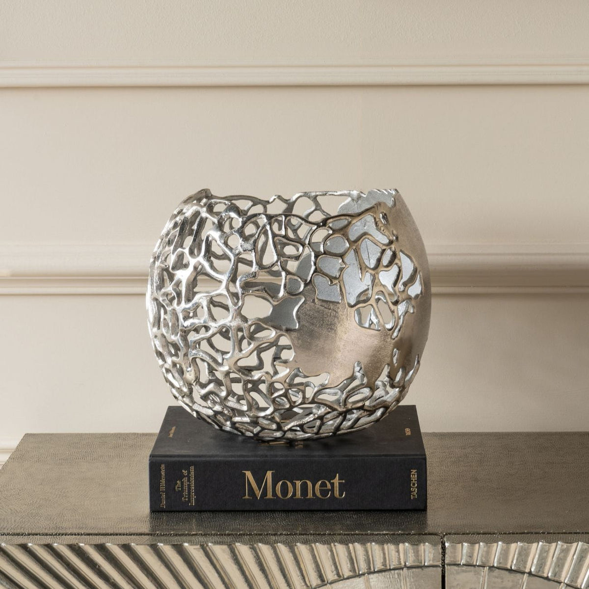 Apo Aluminium Silver Coral Spherical Vase