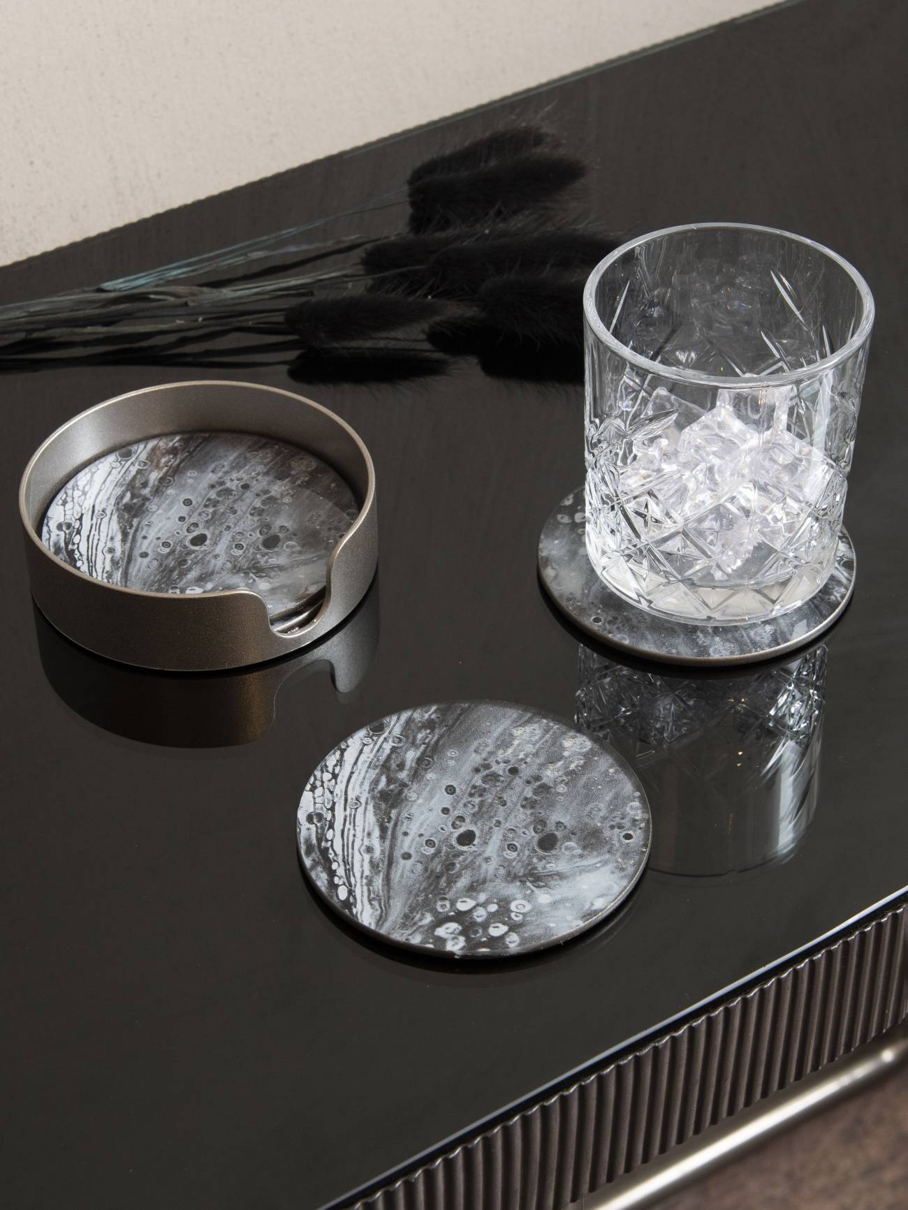 Set of 4 Monochrome Swirl Coasters