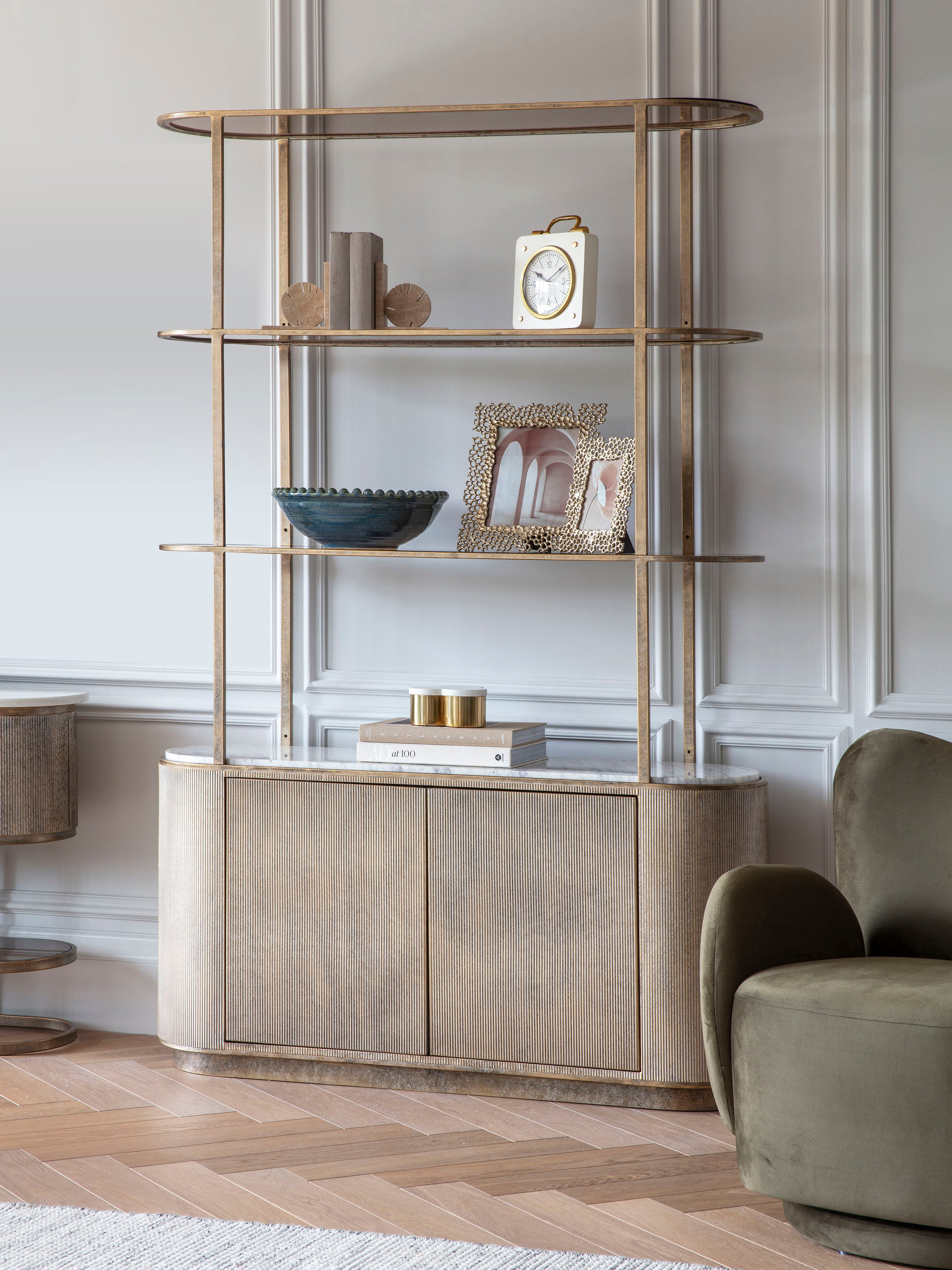 Miel Cast Aluminium 4×6 Photo Frame — lifestyle 7