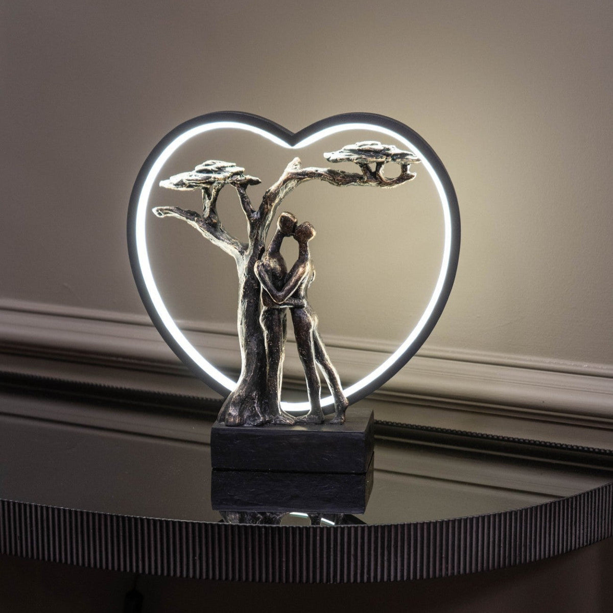 Antique Bronze Loving Couple Tree Light Sculpture LED