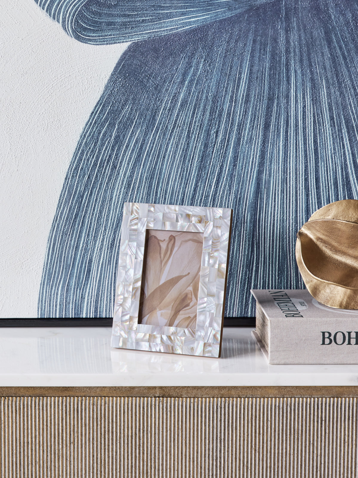 Mosaic Mother of Pearl Photo Frame 4x6 lifestyle