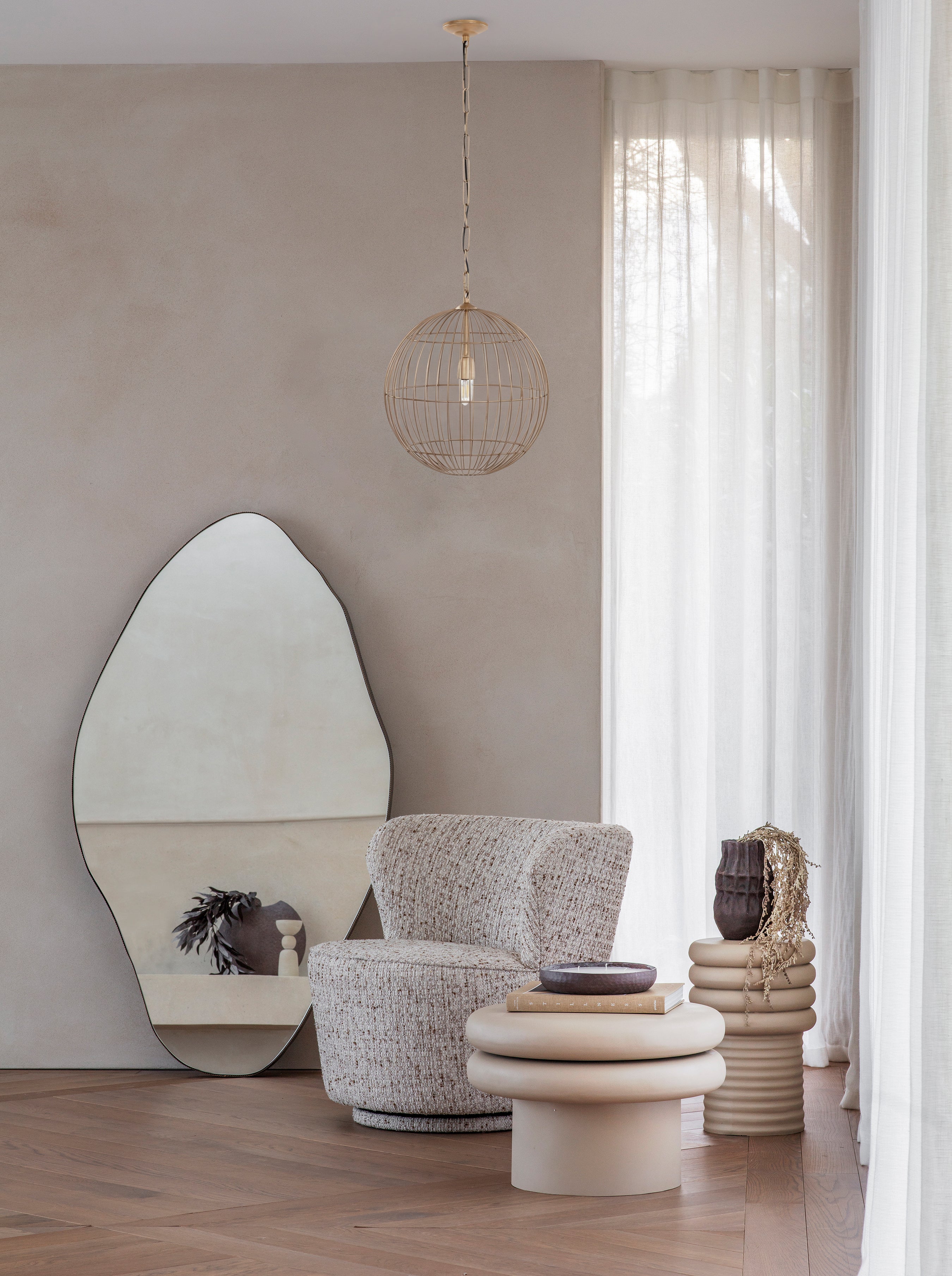 Mira Globe Wire Pendant Light — lifestyle 6