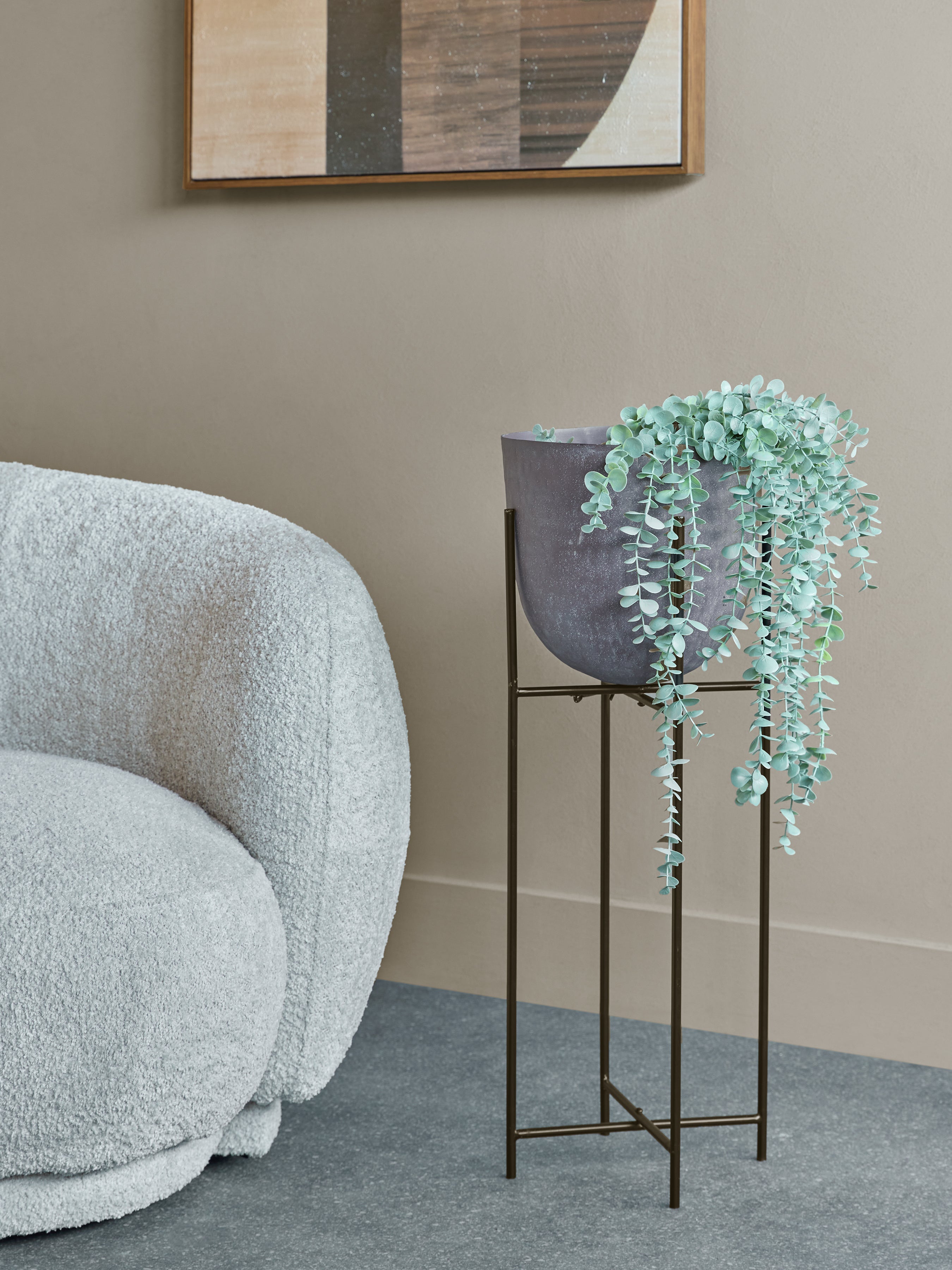 Samui Brown Stonewash on Stand Tall Planter — lifestyle 5