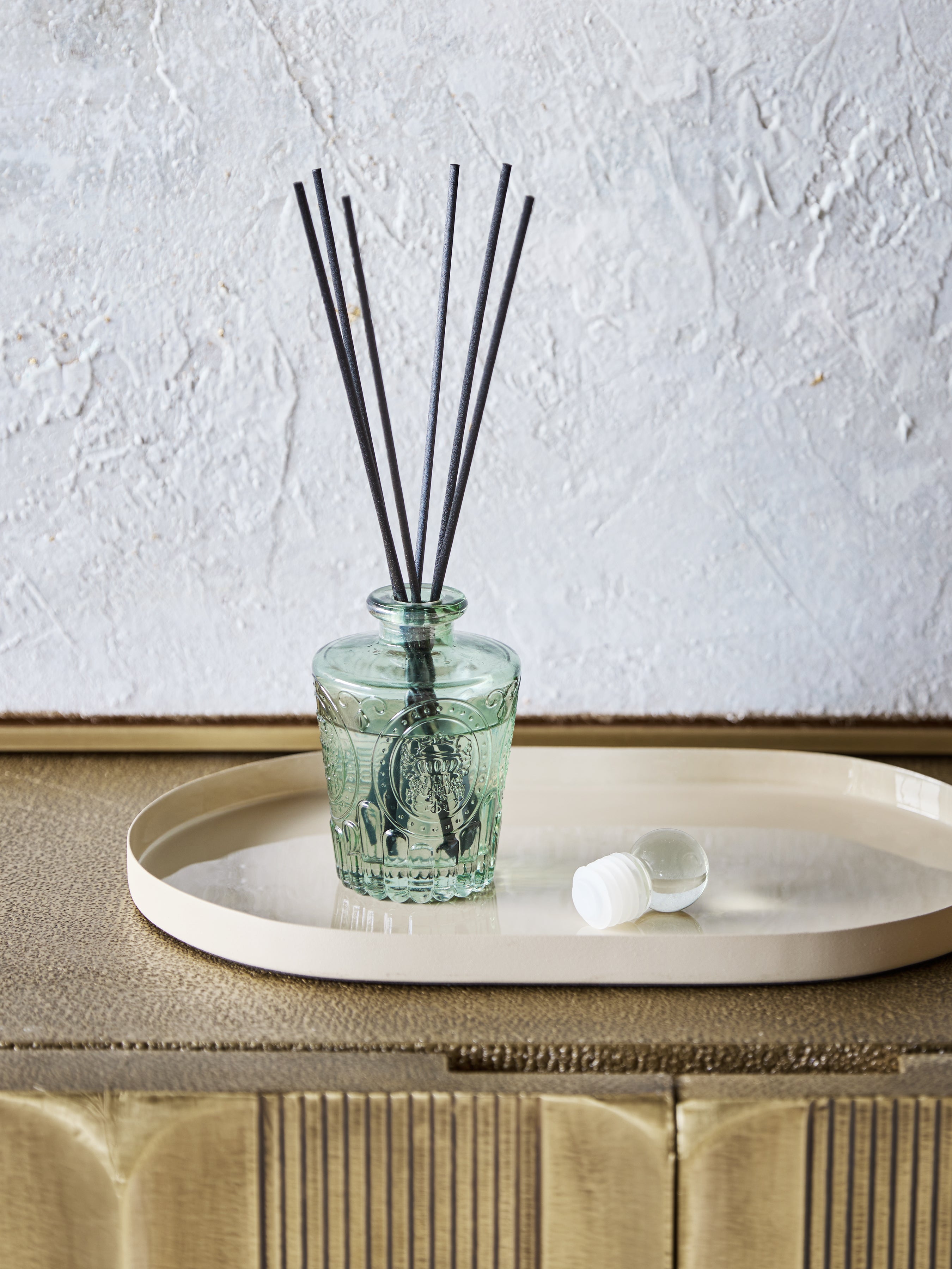 Thyme, Eucalyptus, Pear & Sandalwood 150ml Reed Diffuser — lifestyle 6