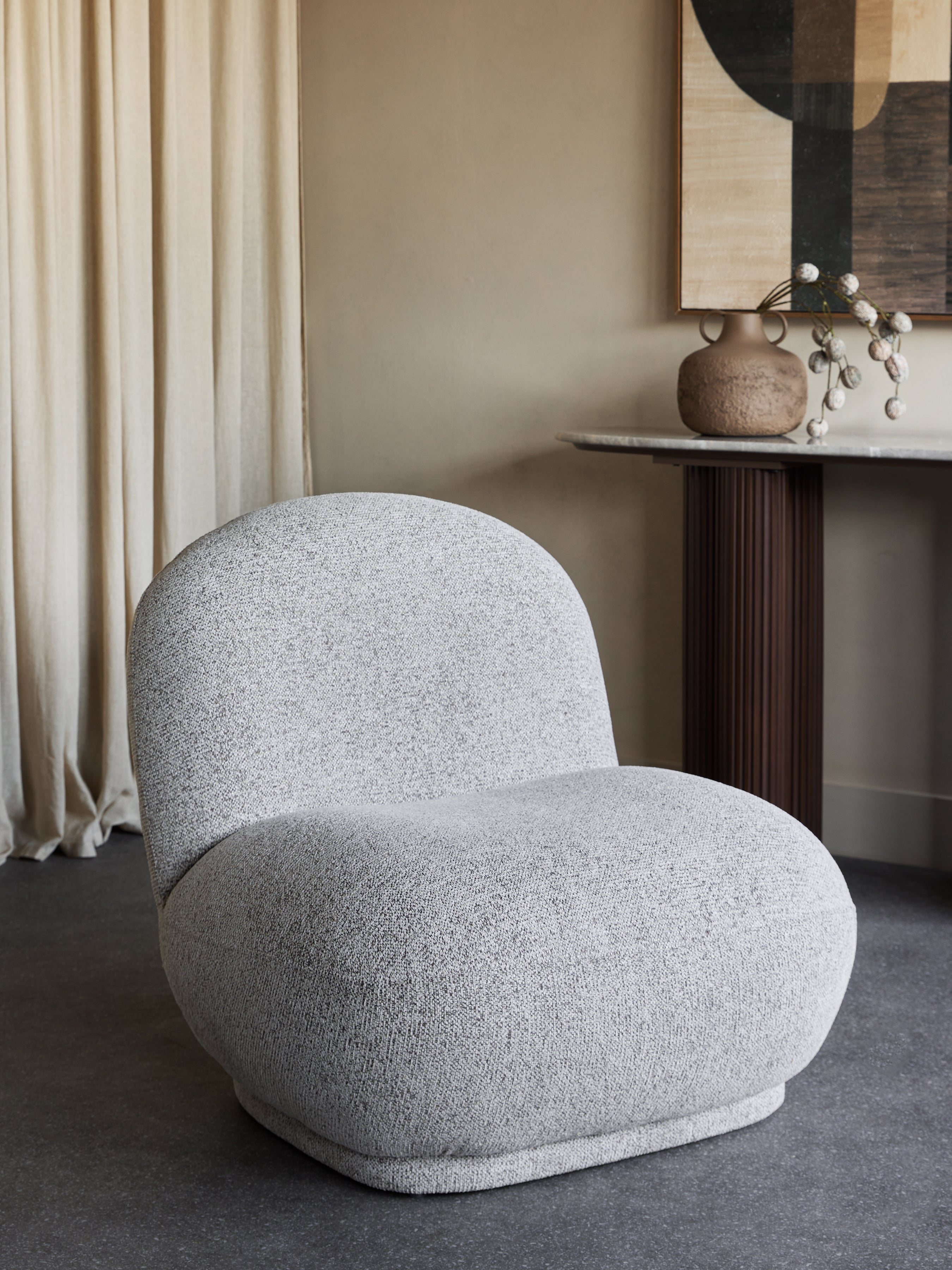 Simmerton Occasional Chair — lifestyle 6